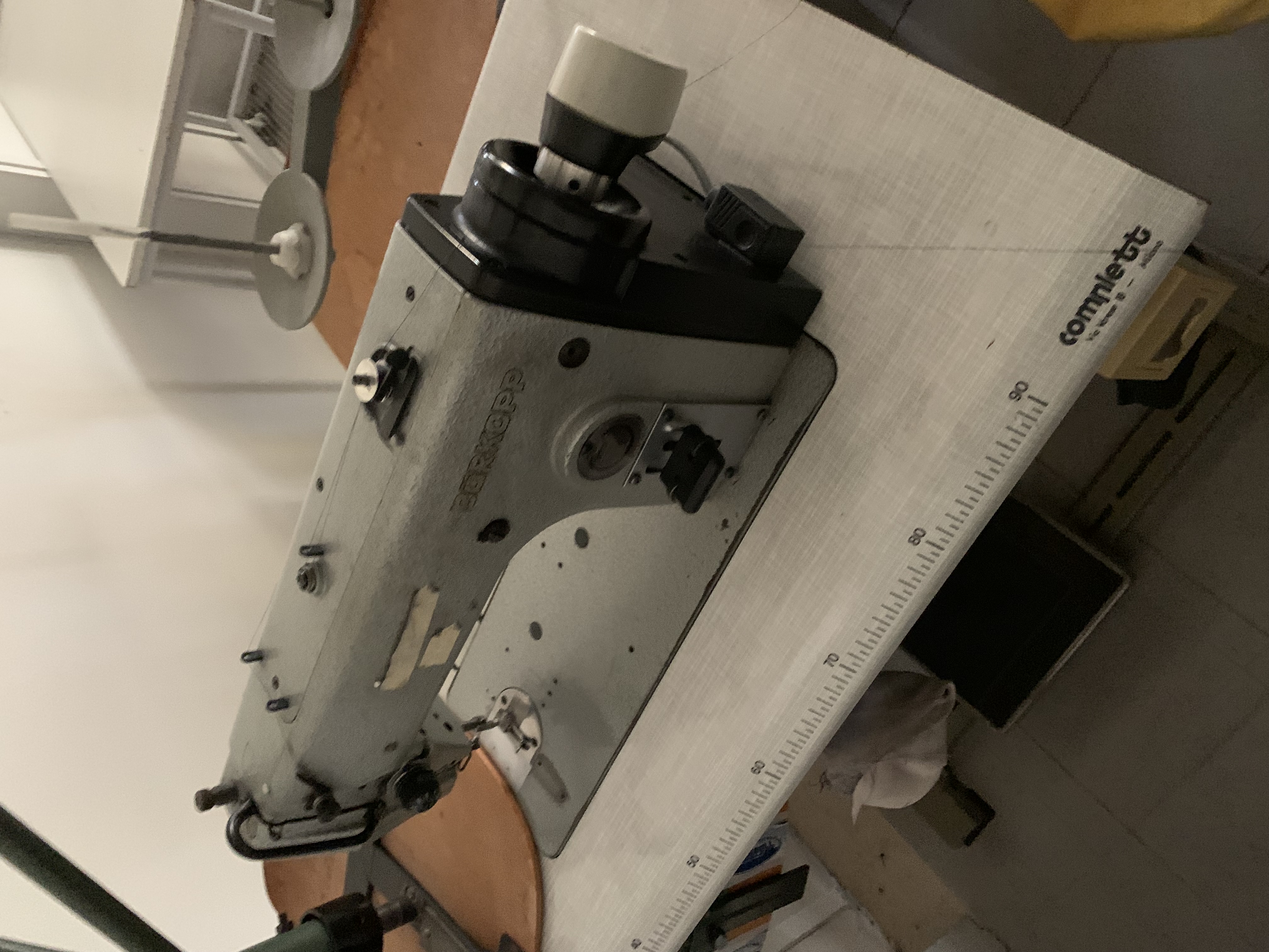 Macchine per cucire in vendita