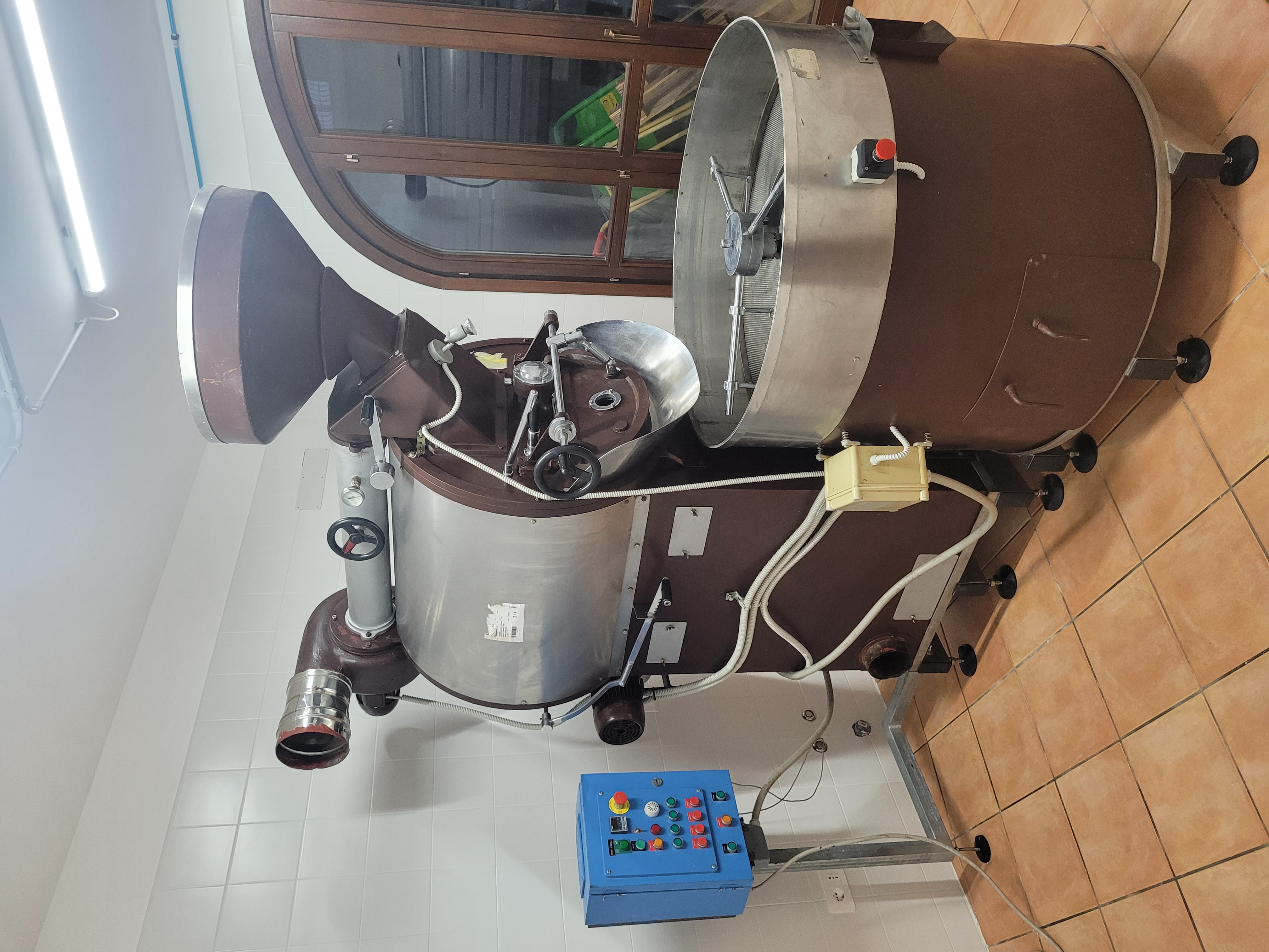 Macchine lavorazione caffè in vendita