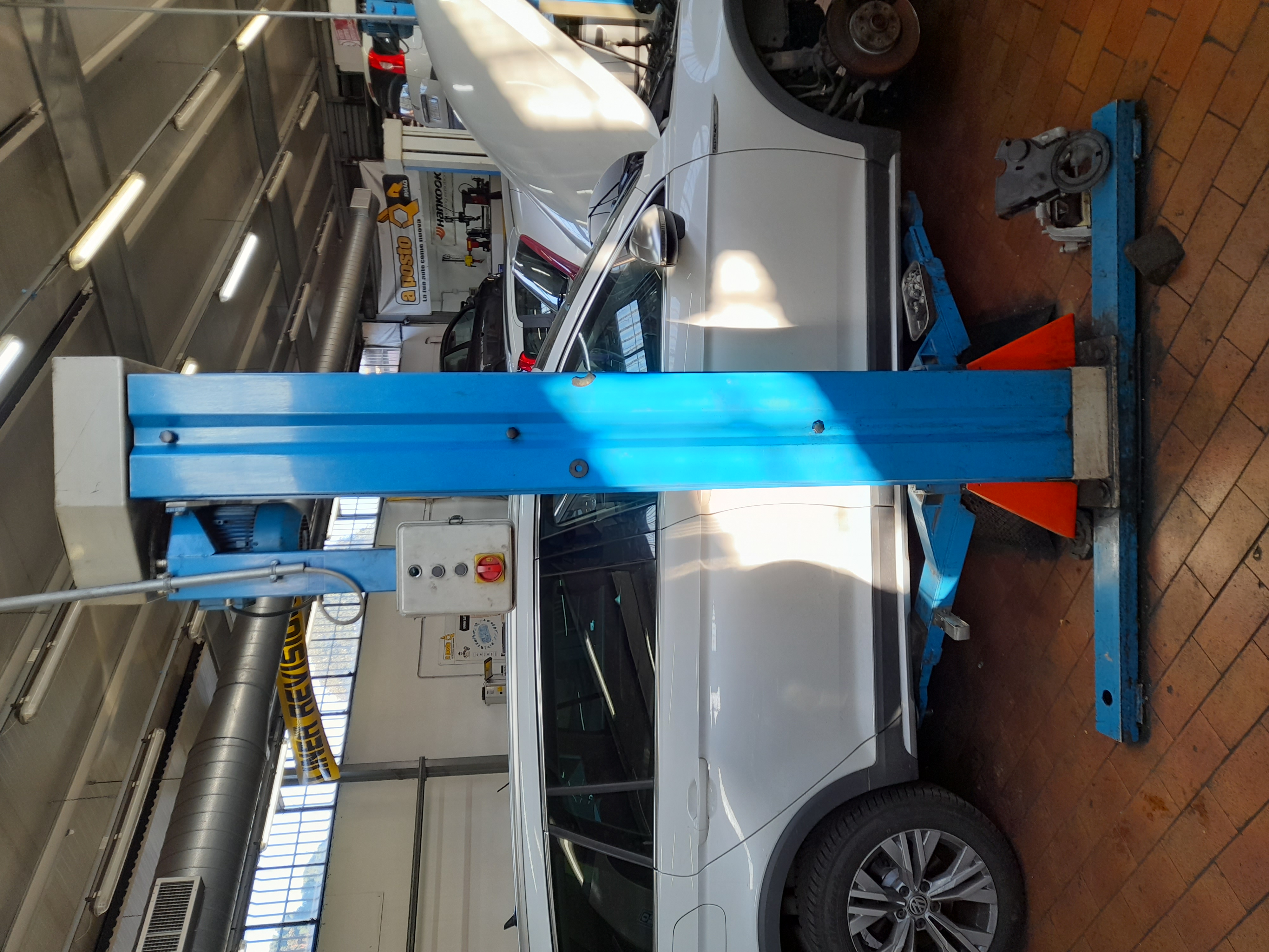 ponte sollevatore auto FUNZIONANTE in vendita - foto 2