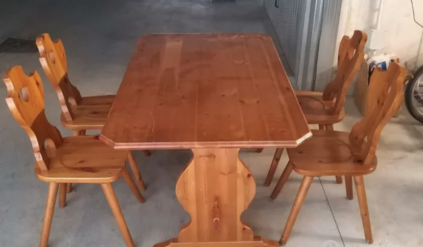 Tavolo e sedie, ideale per taverne  in vendita - foto 2