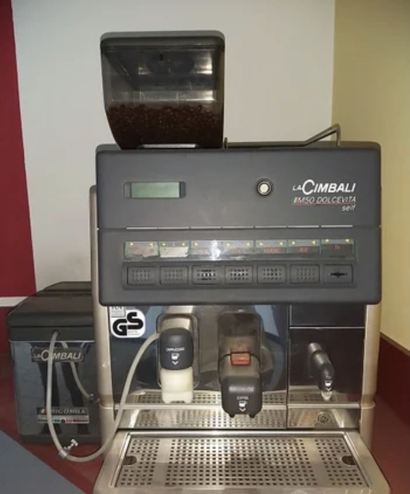 Macchina caffè La Cimbali “M50 DOLCEVITA SELF” in vendita - foto 1