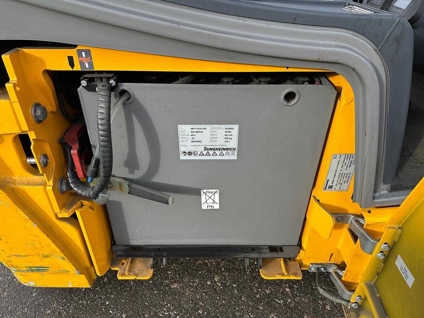 CARRELLO ELEVATORE 1600 KG. JUNGHEINRICH in vendita - foto 7