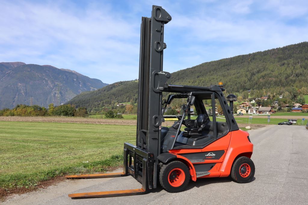 Carrelli elevatori in vendita