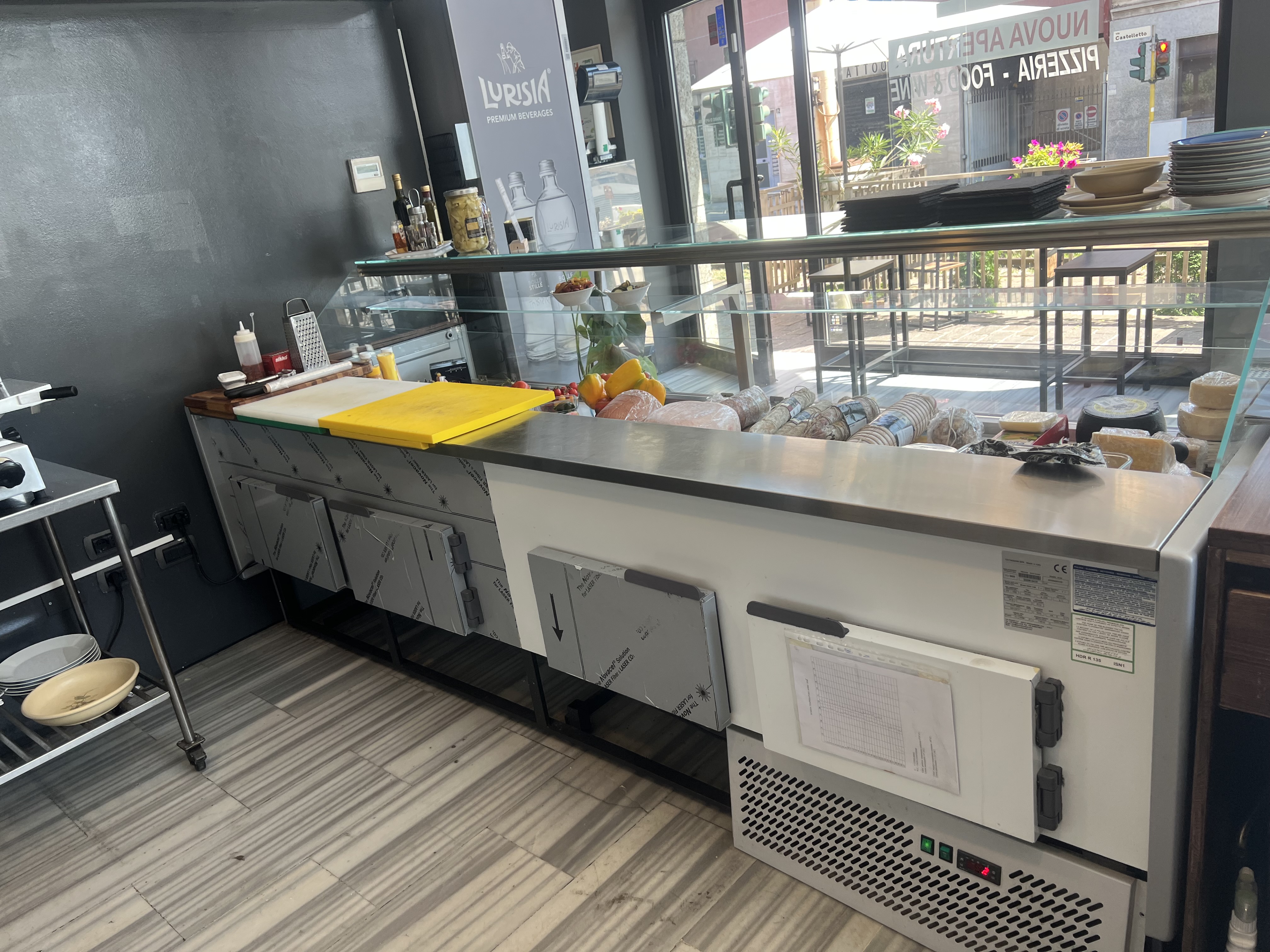 Vetrina refrigerante  in vendita - foto 1