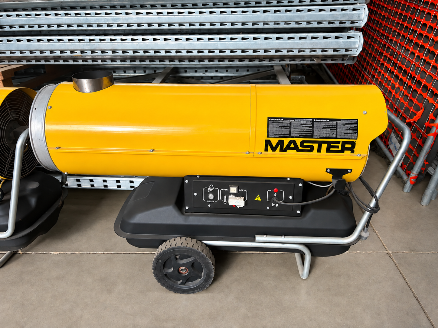 Generatore aria calda MASTER BV 170 E 47 kW in vendita - foto 2