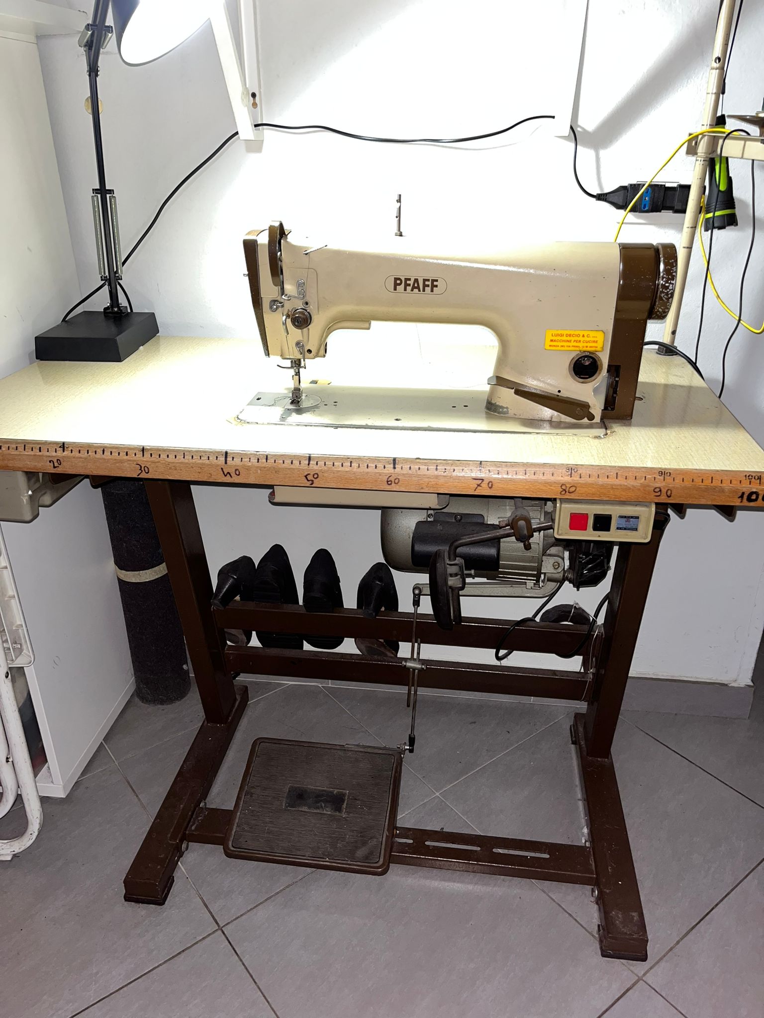 Macchine per cucire Usato Vendita in provincia di Milano - Annunci  Industriali
