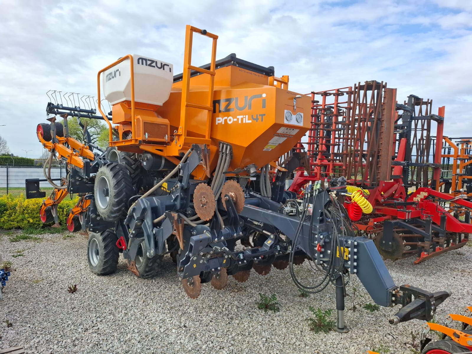 Seminatrice MZURI PRO-TIL SELECT 4T in vendita - foto 1