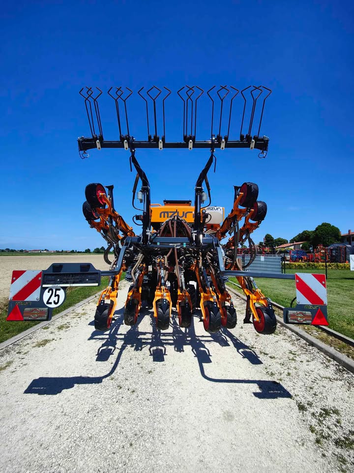 Seminatrice MZURI PRO-TIL SELECT 4T in vendita - foto 2
