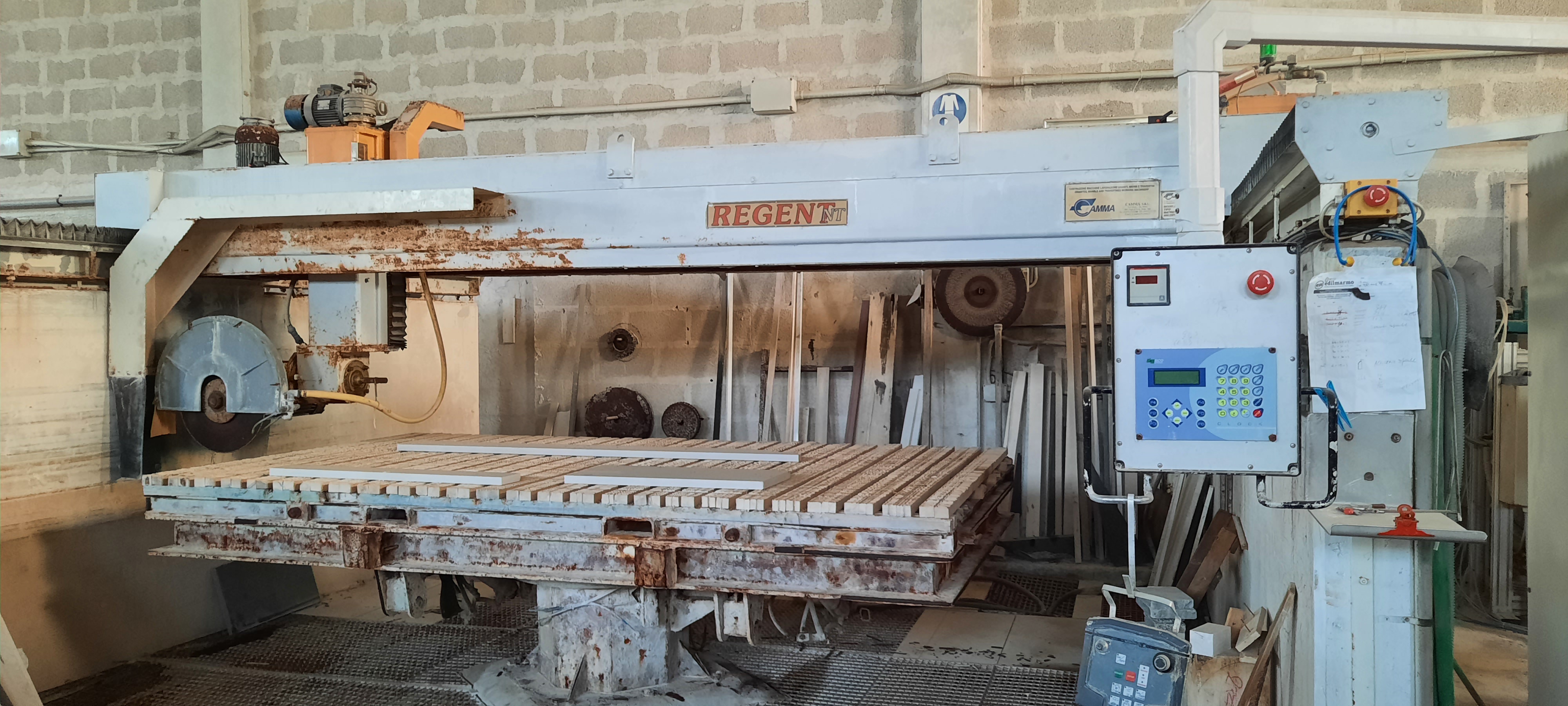 Lavorazione marmo in vendita