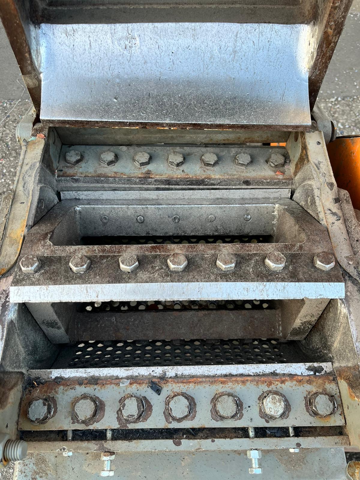 Mulino per macinazione plastica in vendita - foto 4