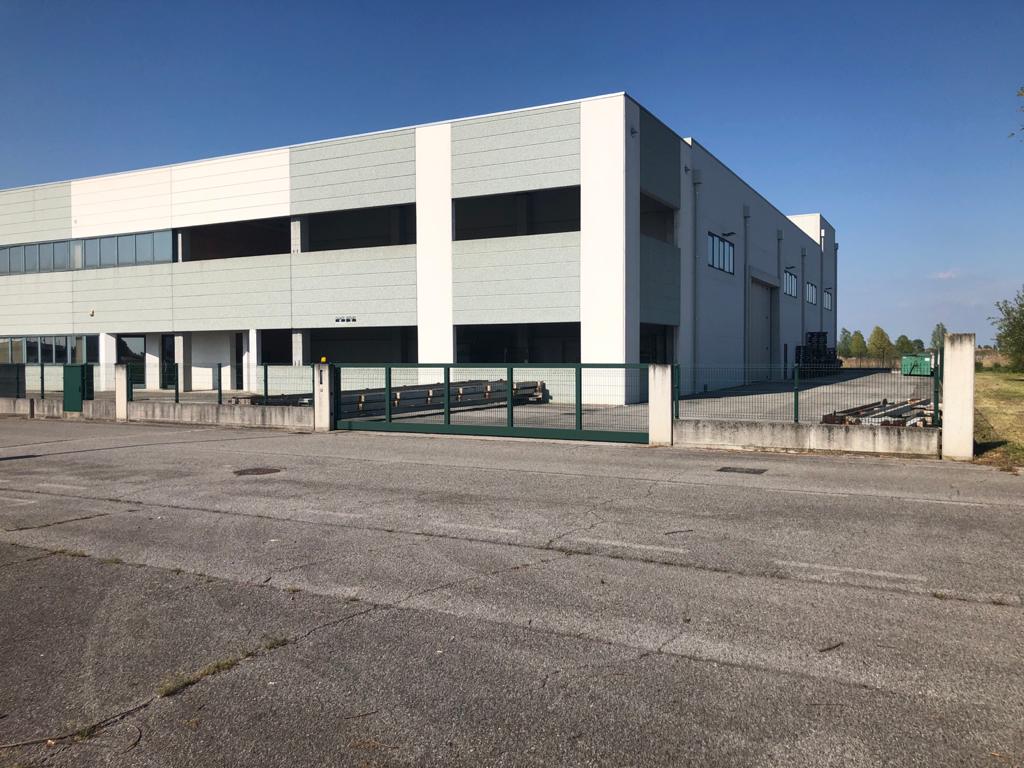 VENDO CAPANNONE INDUSTRIALE in vendita - foto 4