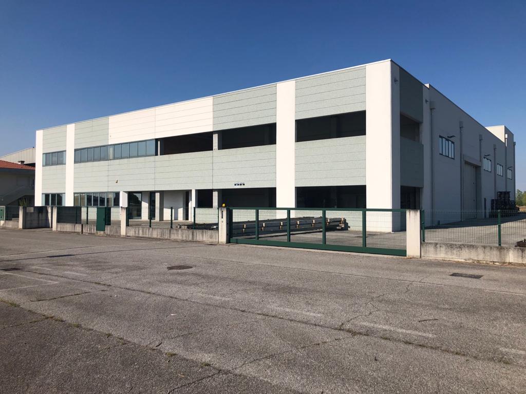 VENDO CAPANNONE INDUSTRIALE in vendita - foto 3