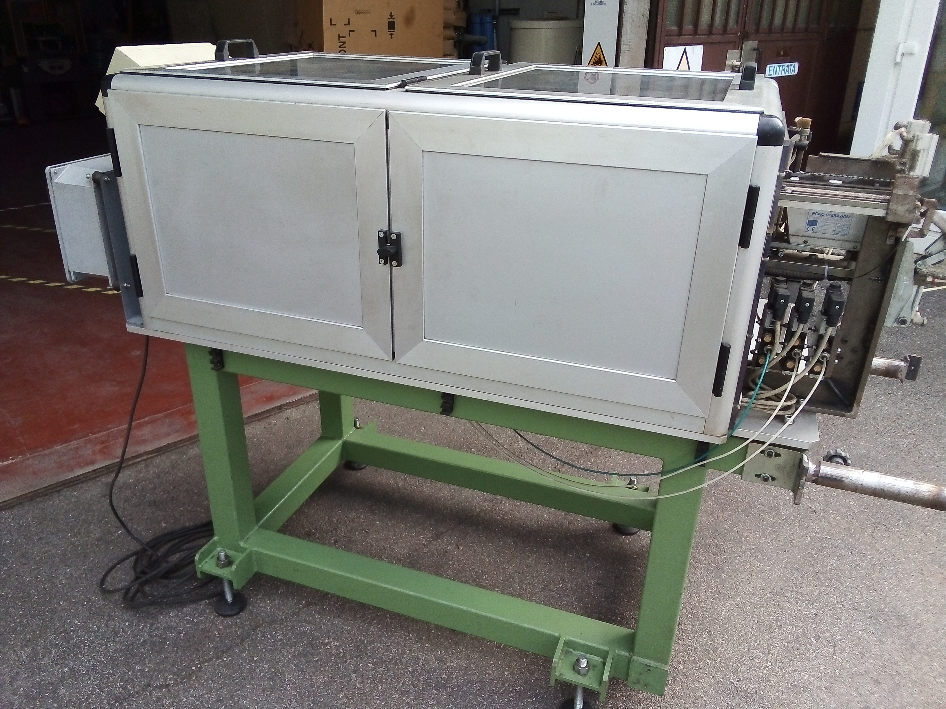 Contapezzi per particolari metallici a sistema vibrante in vendita - foto 8