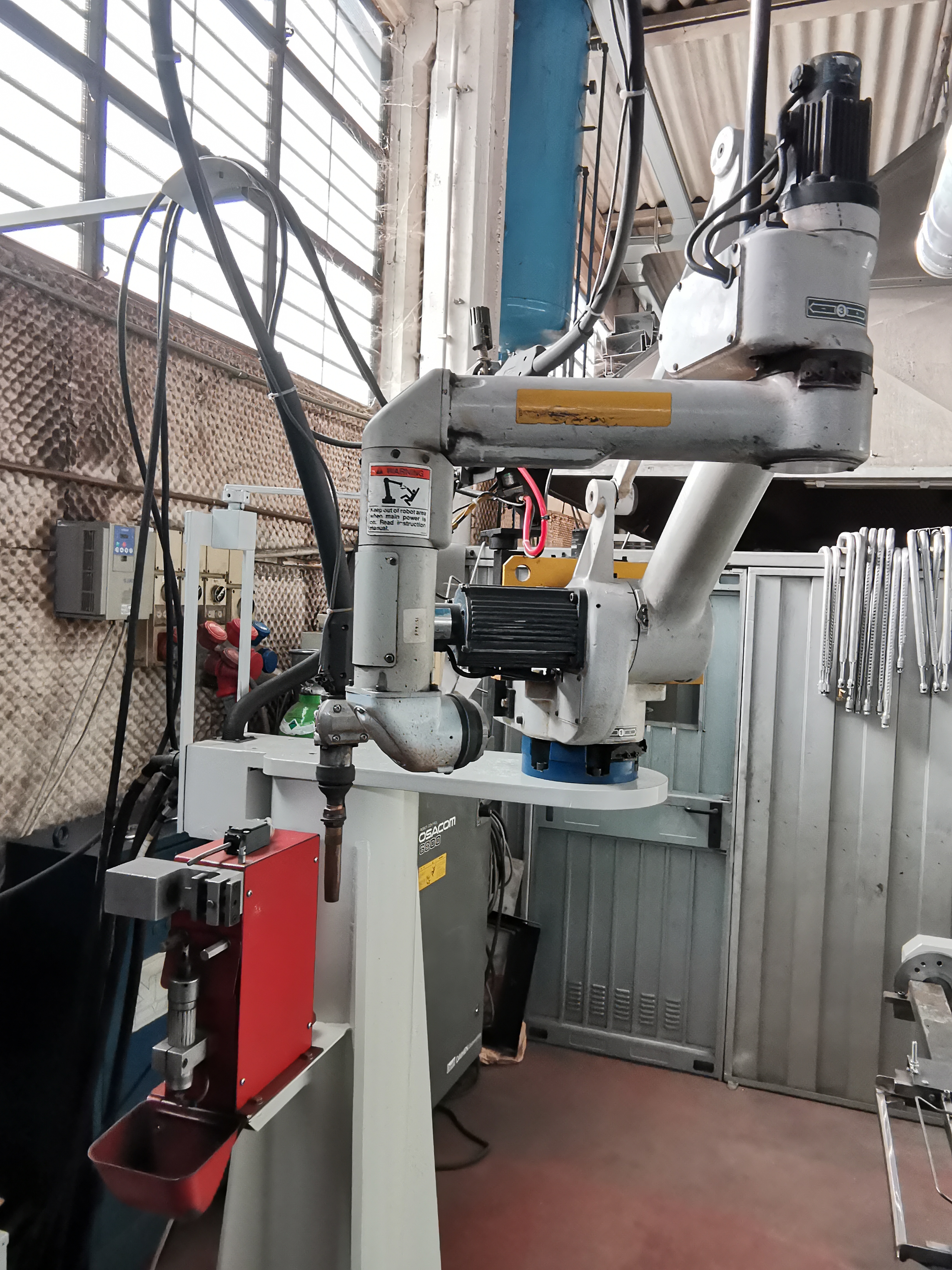ROBOT DI SALDATURA OTC in vendita - foto 5