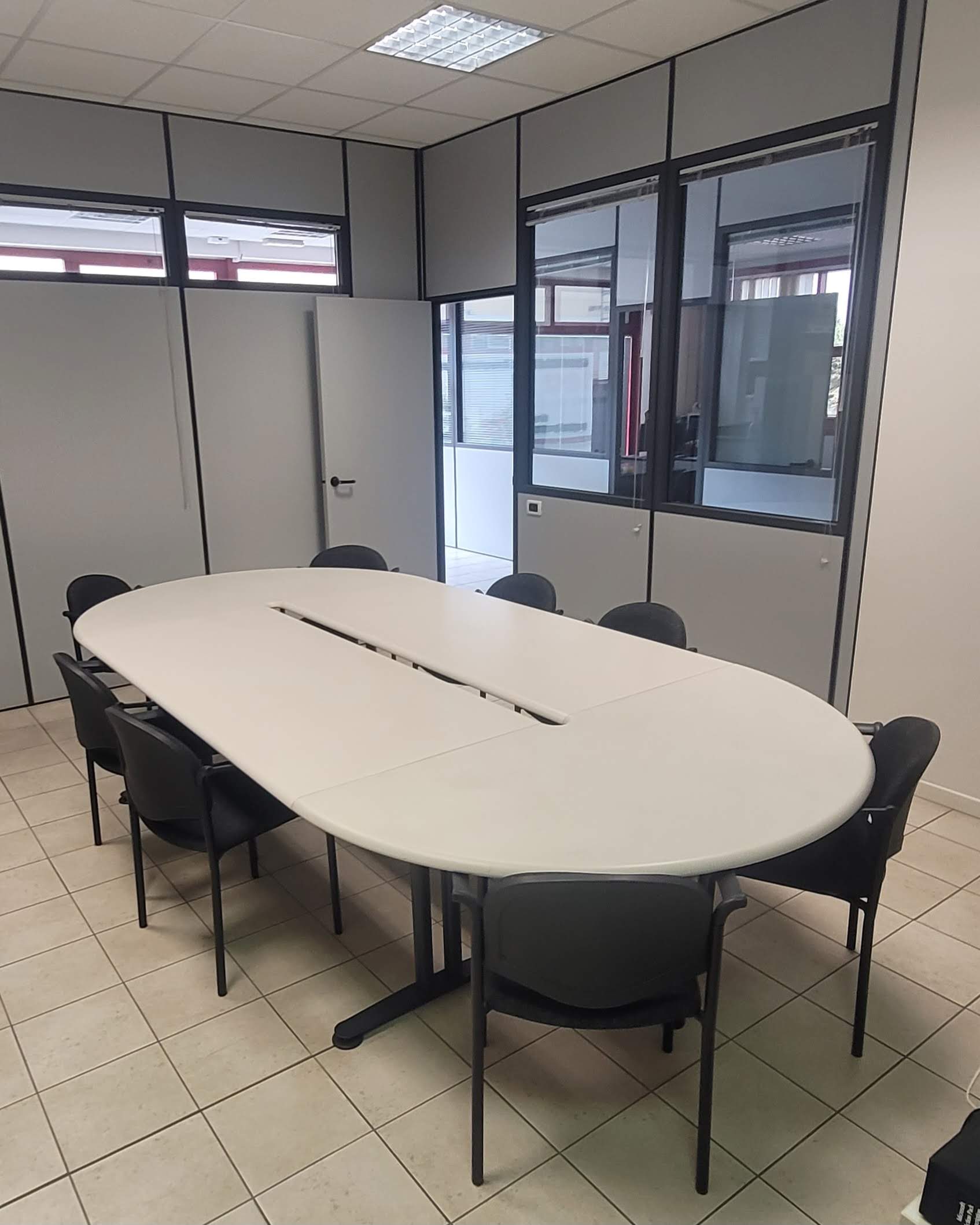 Arredi ufficio in vendita
