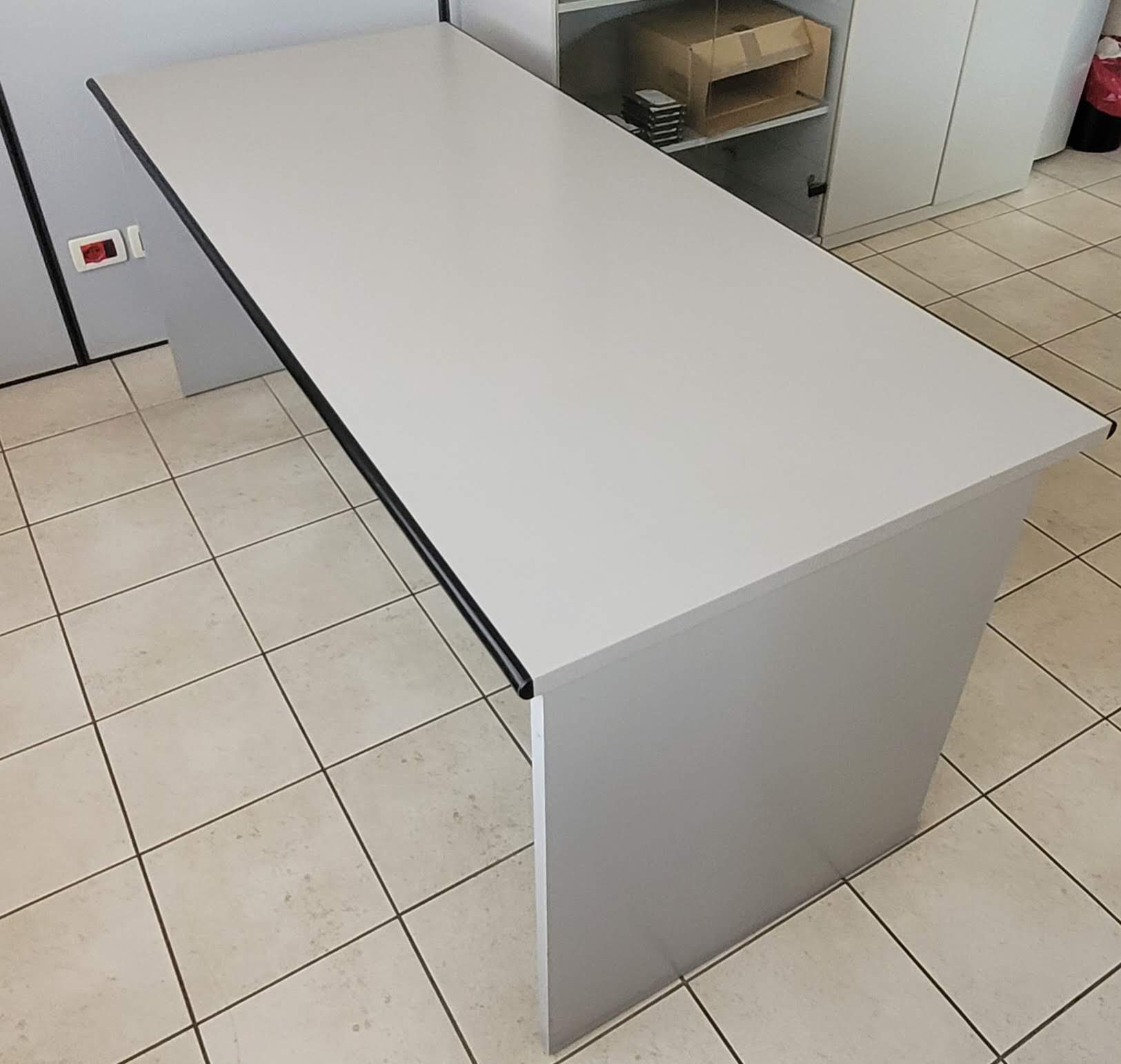 Scrivanie ufficio 180 x 80 x 75 cm in vendita - foto 2