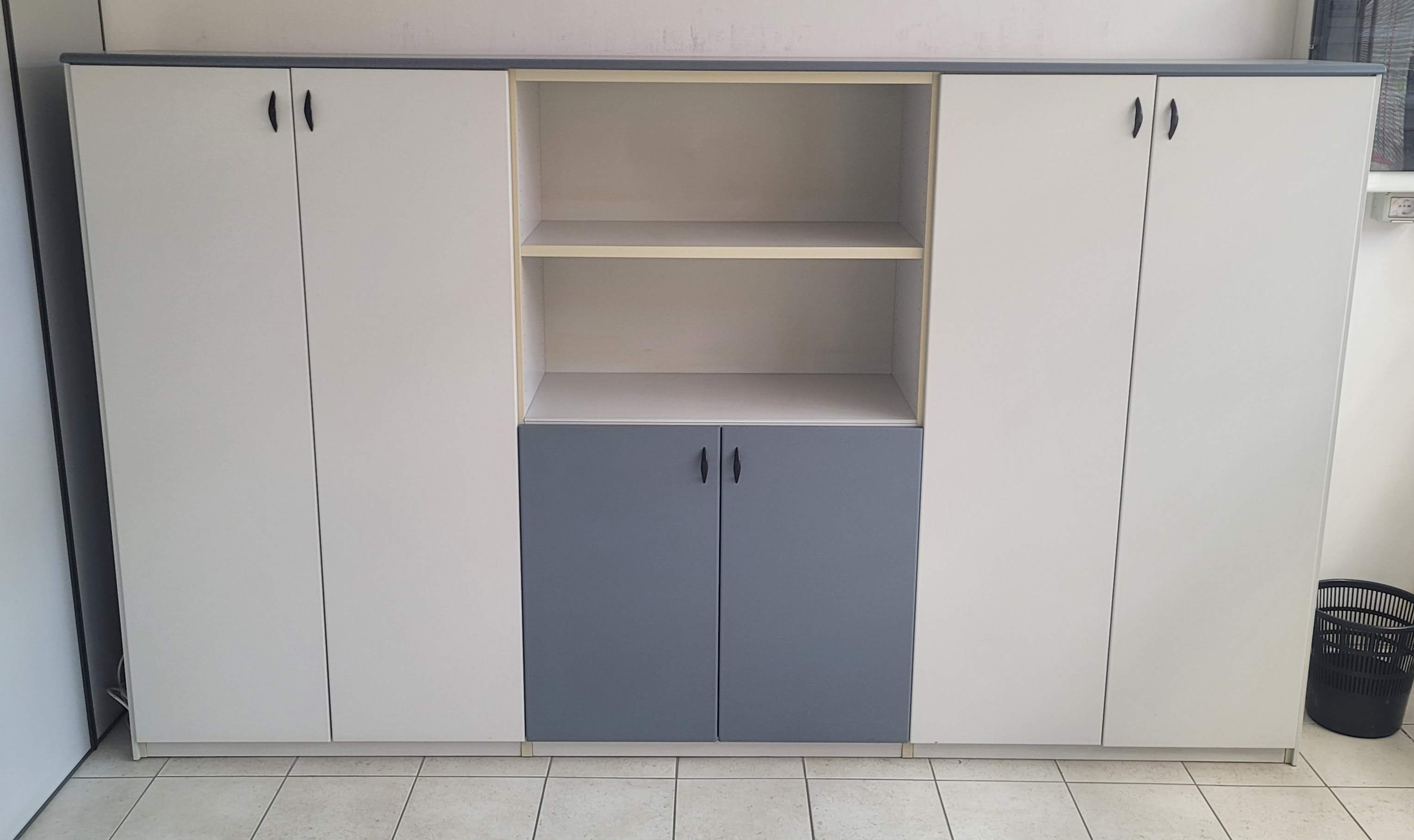 Mobile ufficio 6 ante 270 x 45 x 160 cm in vendita - foto 1