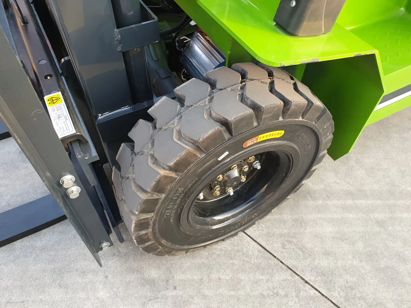 NUOVO CARELLO ELEVATORE STIP LI-ION MOD. CP15 1500KG in vendita - foto 6