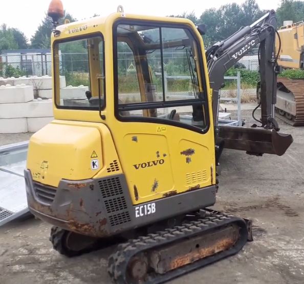 MINI ESCAVATORE VOLVO EC15B XTV + RIMORCHIO in vendita - foto 2