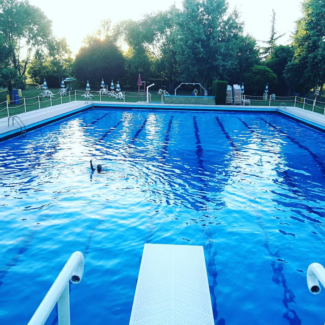 CENTRO SPORTIVO CON PISCINE in vendita - foto 3