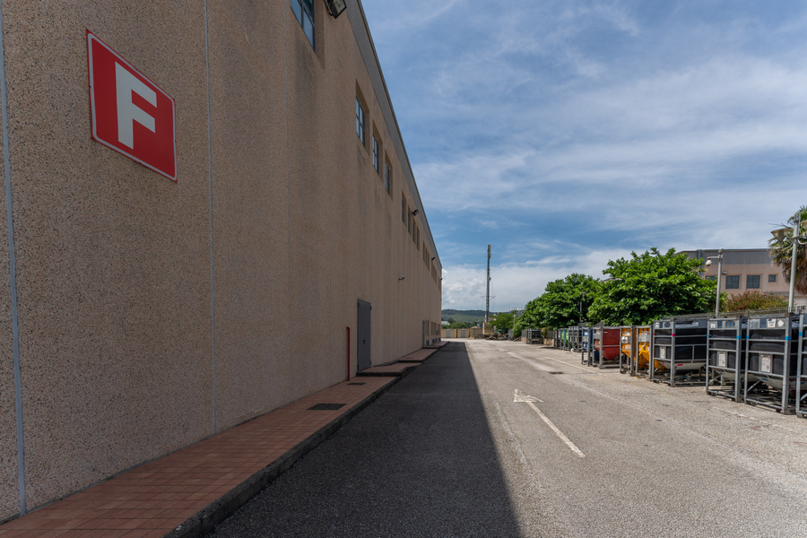 Caraffa di Catanzaro Area PIP Vendesi Capannone 6000 mq in vendita - foto 2