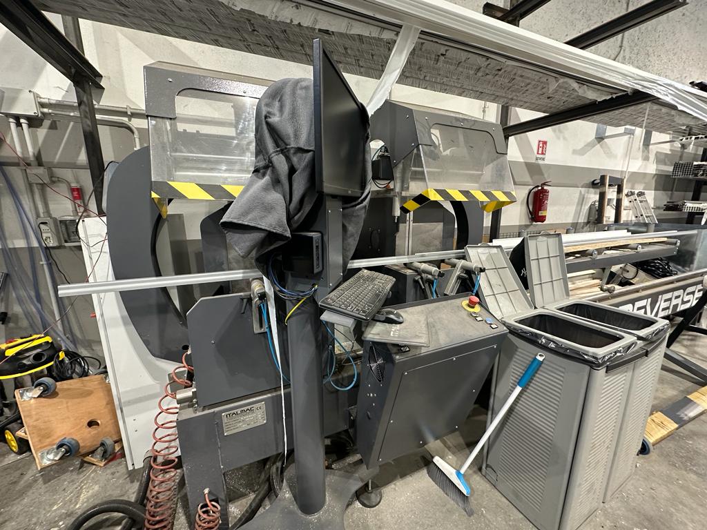 centro di lavoro 5 assi e troncatrice doppia testa in vendita - foto 8