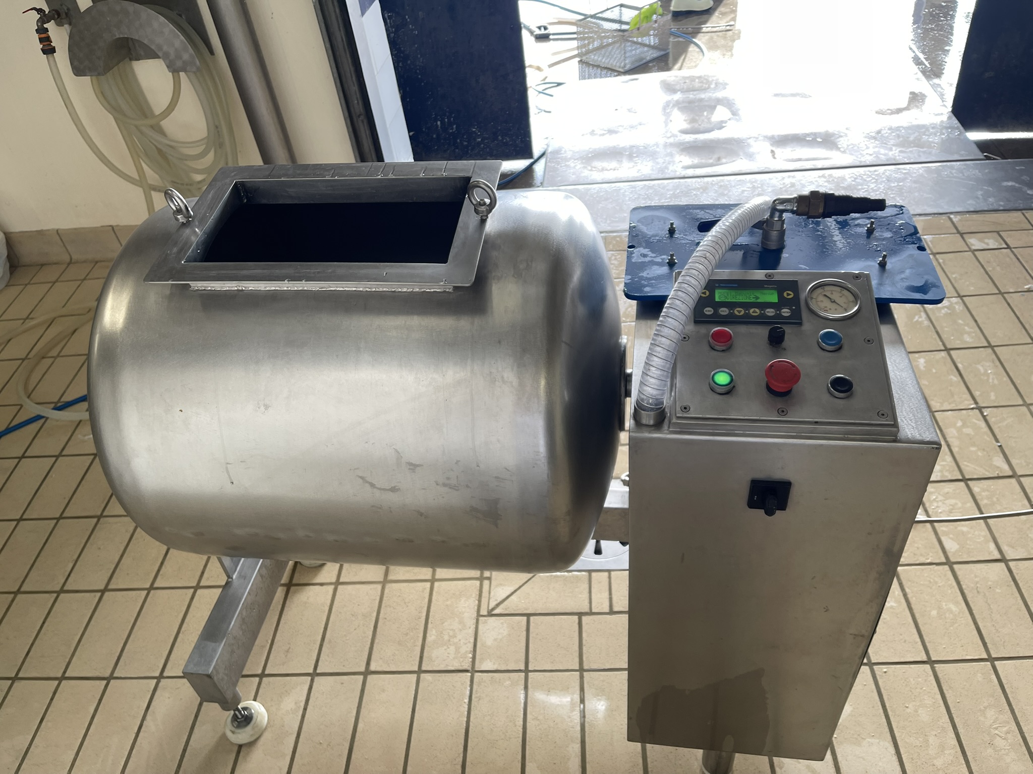 MASSAGGIATRICE SOTTOVUOTO IN ACCIAIO INOX in vendita - foto 6