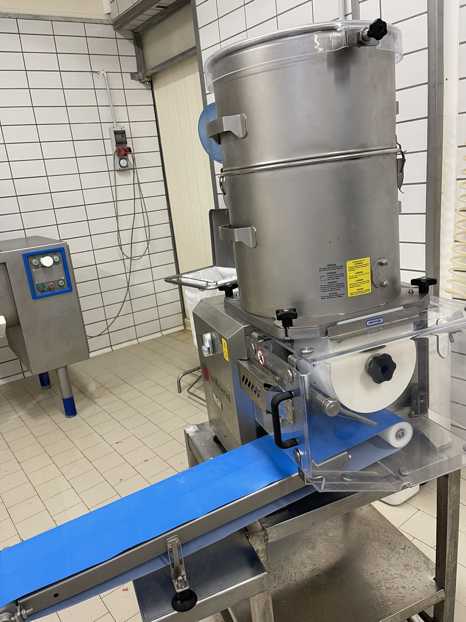 FORMATRICE AUTOMATICA PER HAMBURGER LA MINERVA  in vendita - foto 4