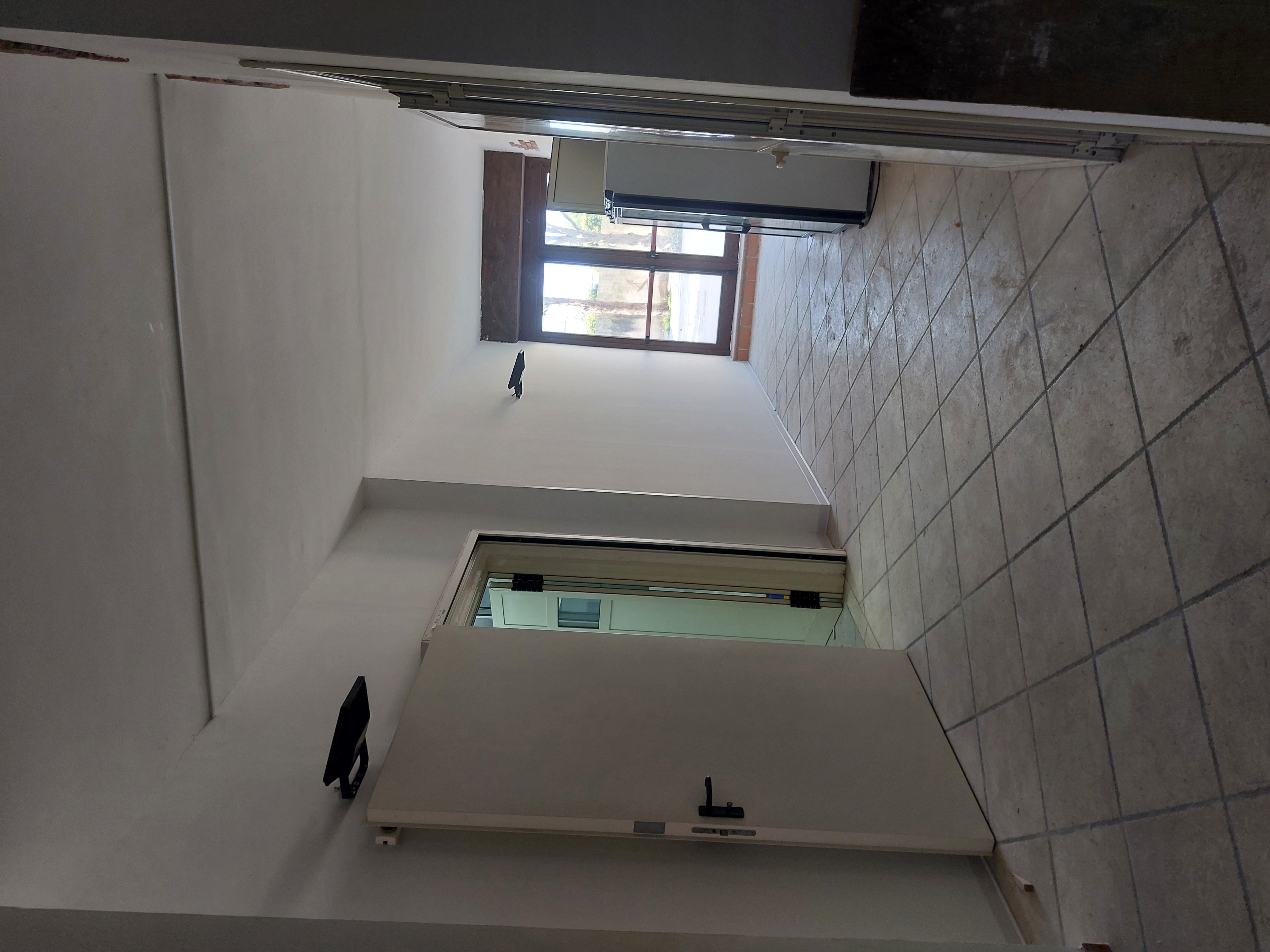 AFFITTASI LOCALE PER RISTORANTE/PIZZERIA PRONTO ALL'USO in vendita - foto 2