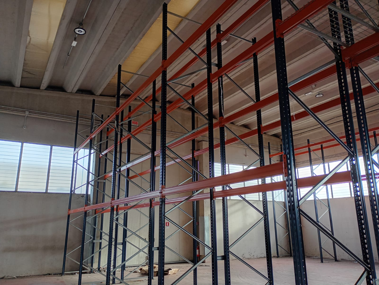 Scaffalature altezza 6 metri in vendita - foto 1