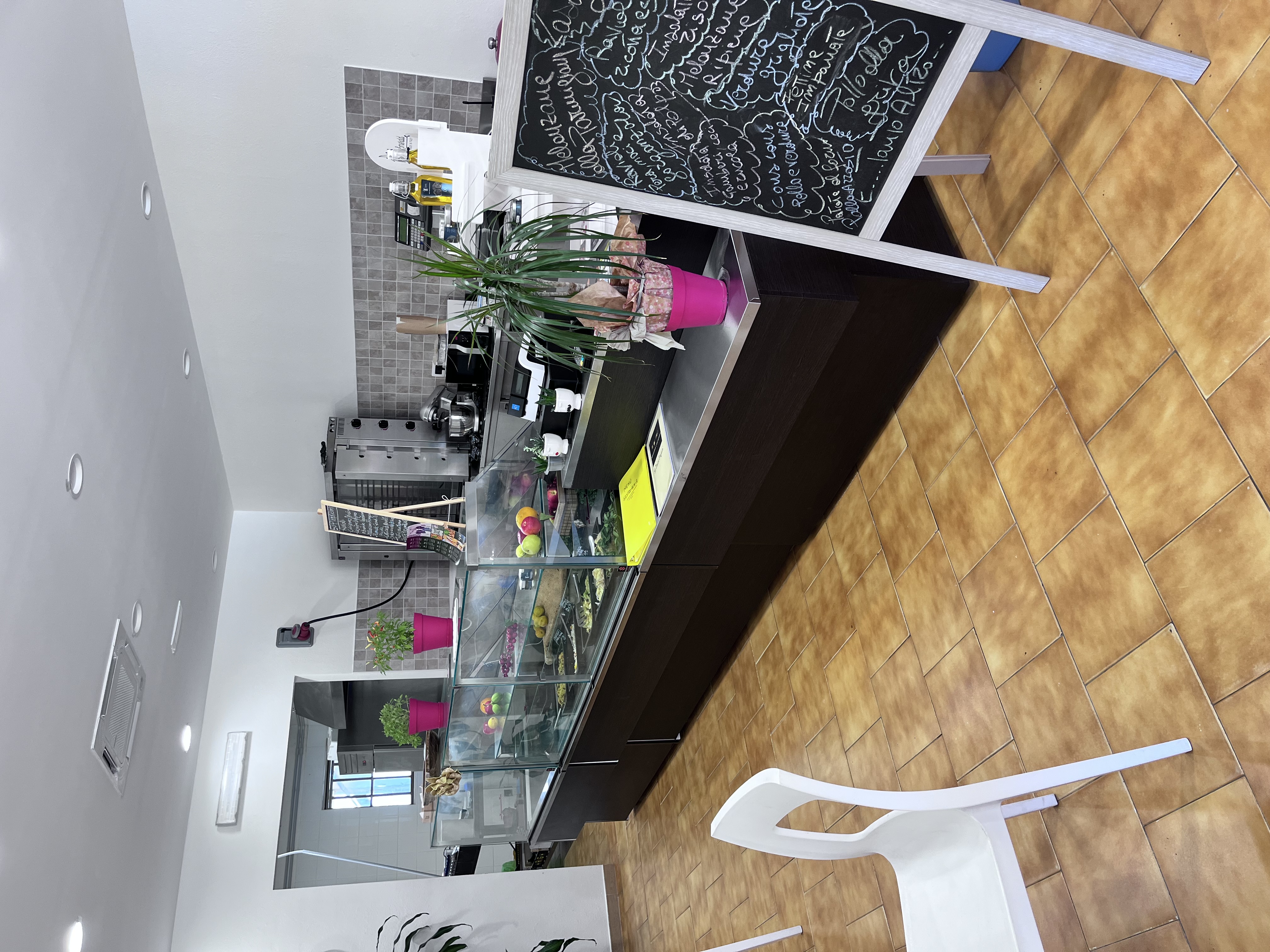 Attrezzatura completa gastronomia/ristorante  in vendita - foto 1