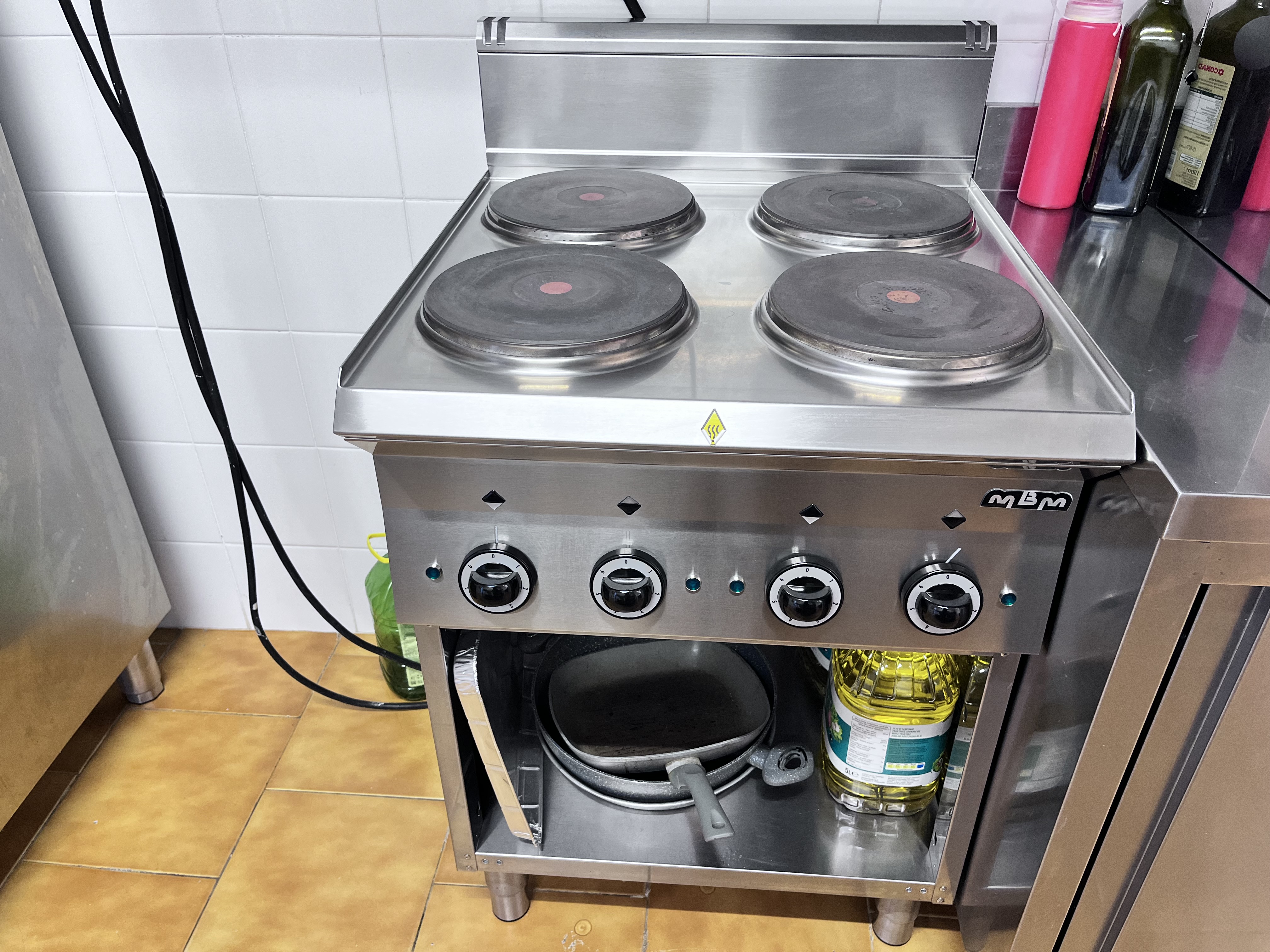 Attrezzatura completa gastronomia/ristorante  in vendita - foto 2