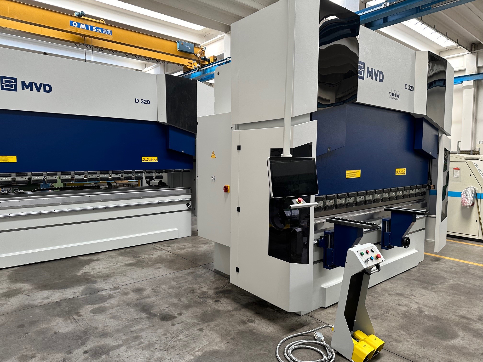 Pressa Piegatrice idr. MVD 3100 X 320 Ton CNC 8 assi in vendita - foto 5