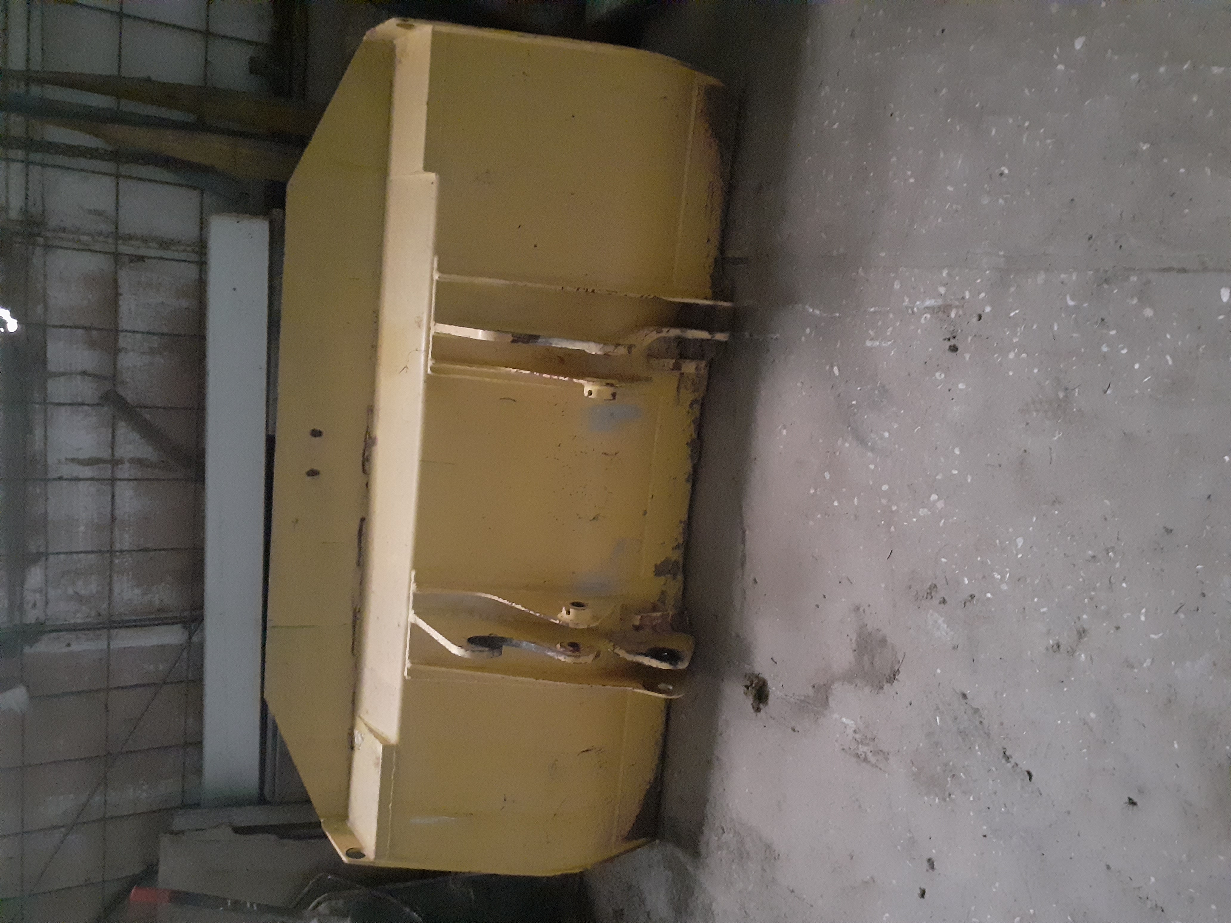 PALA GOMMATA KOMATSU WB70A in vendita - foto 2