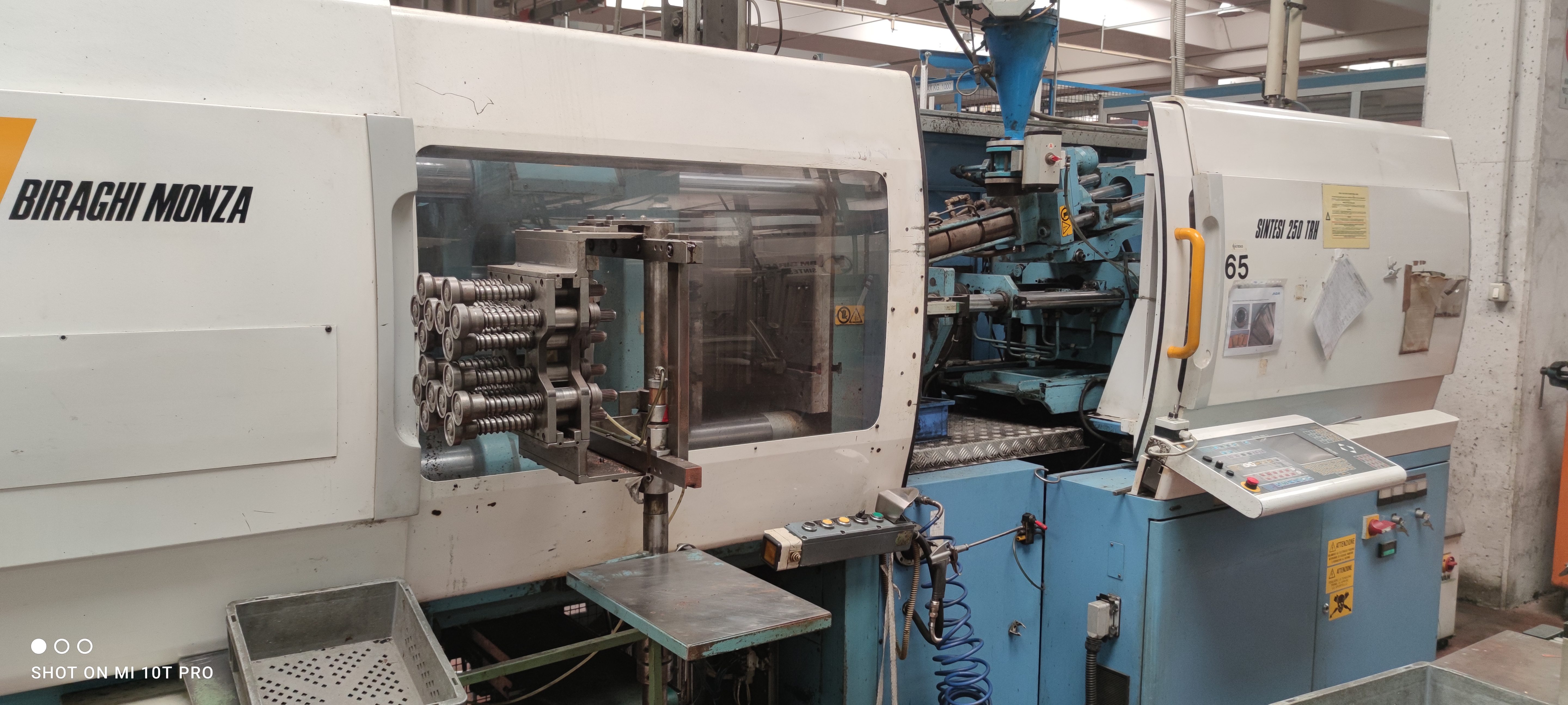 PRESSE IGNEZIONE PLASTICA BM 250 in vendita - foto 2