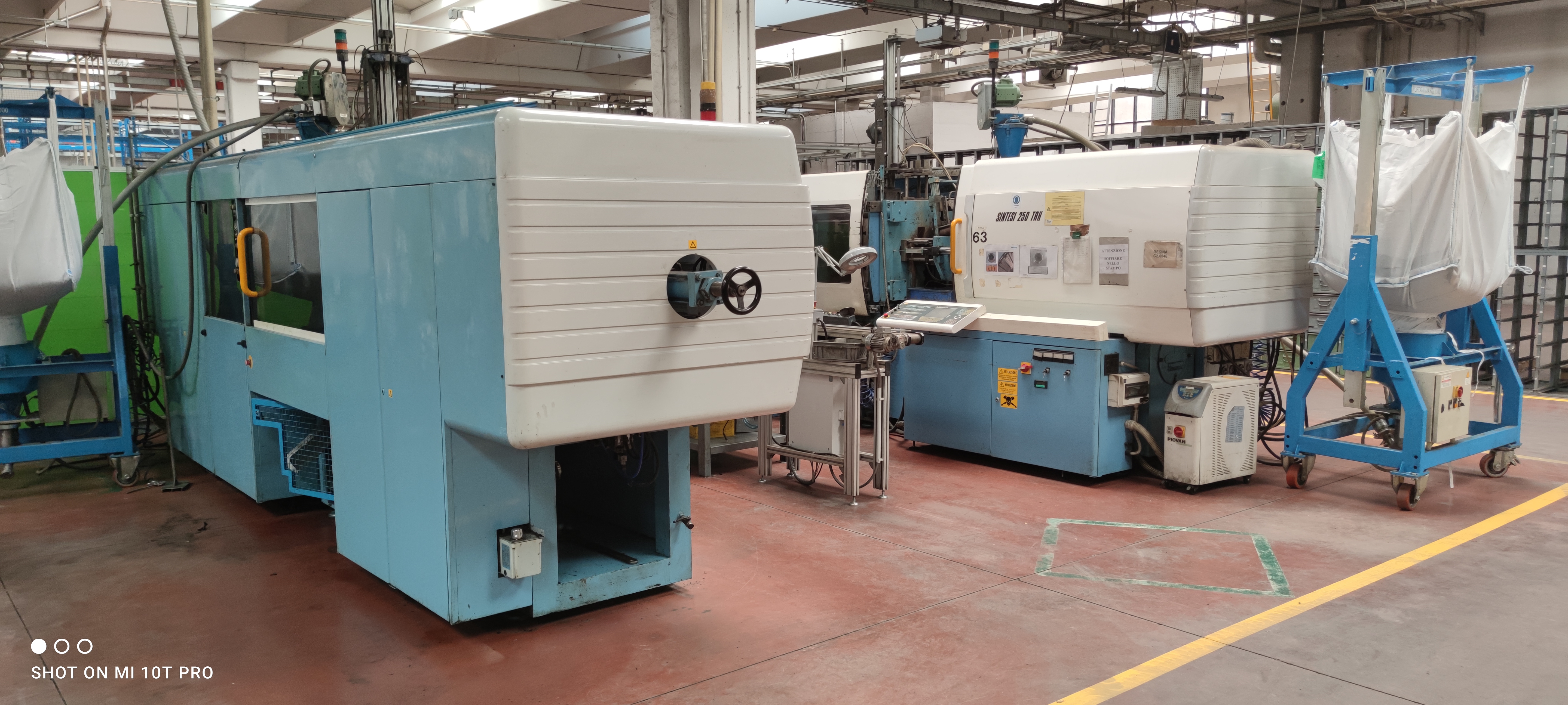 PRESSE STAMPAGGIO PLASTICA in vendita - foto 1