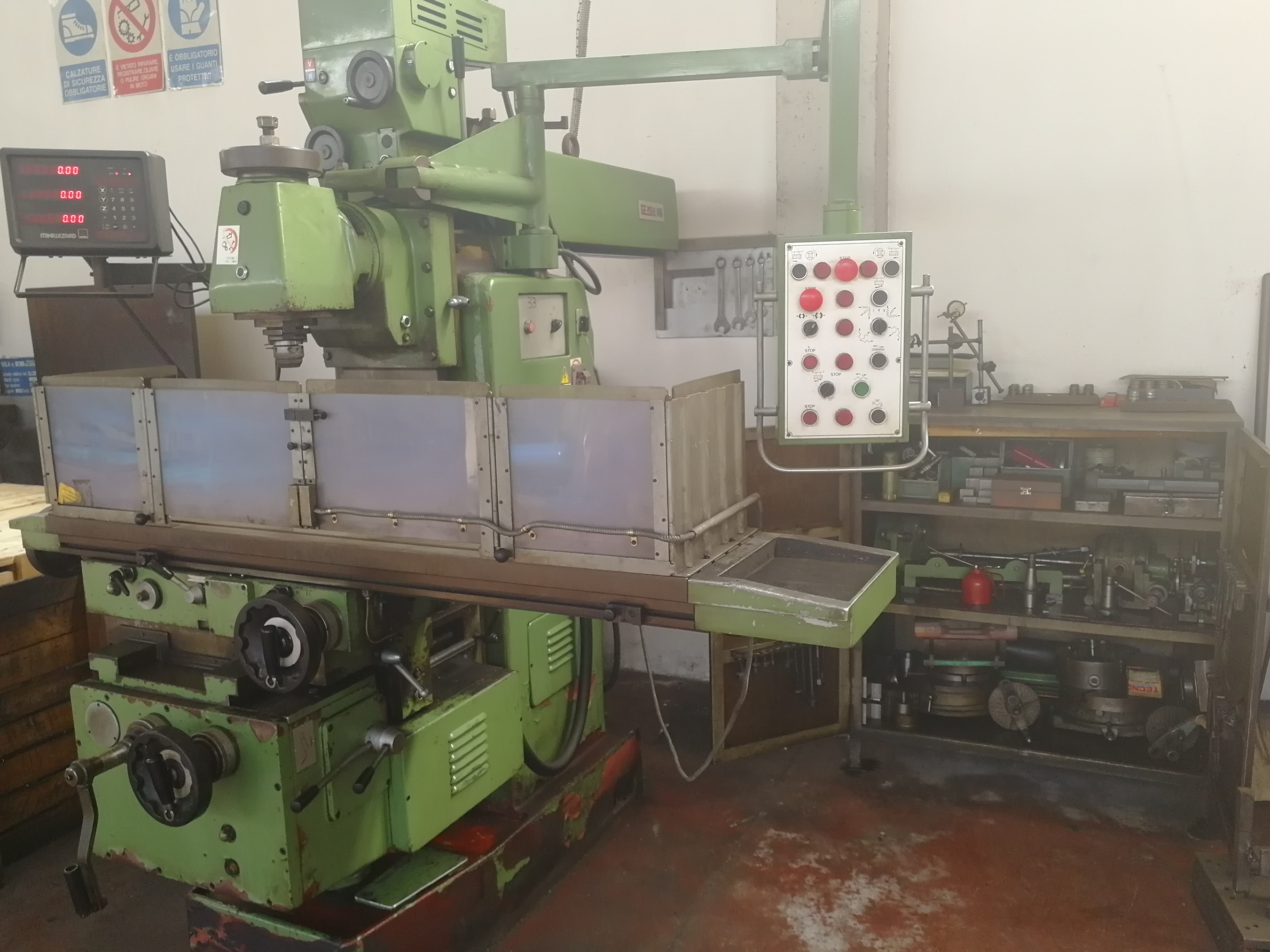 Fresatrici per metallo in vendita