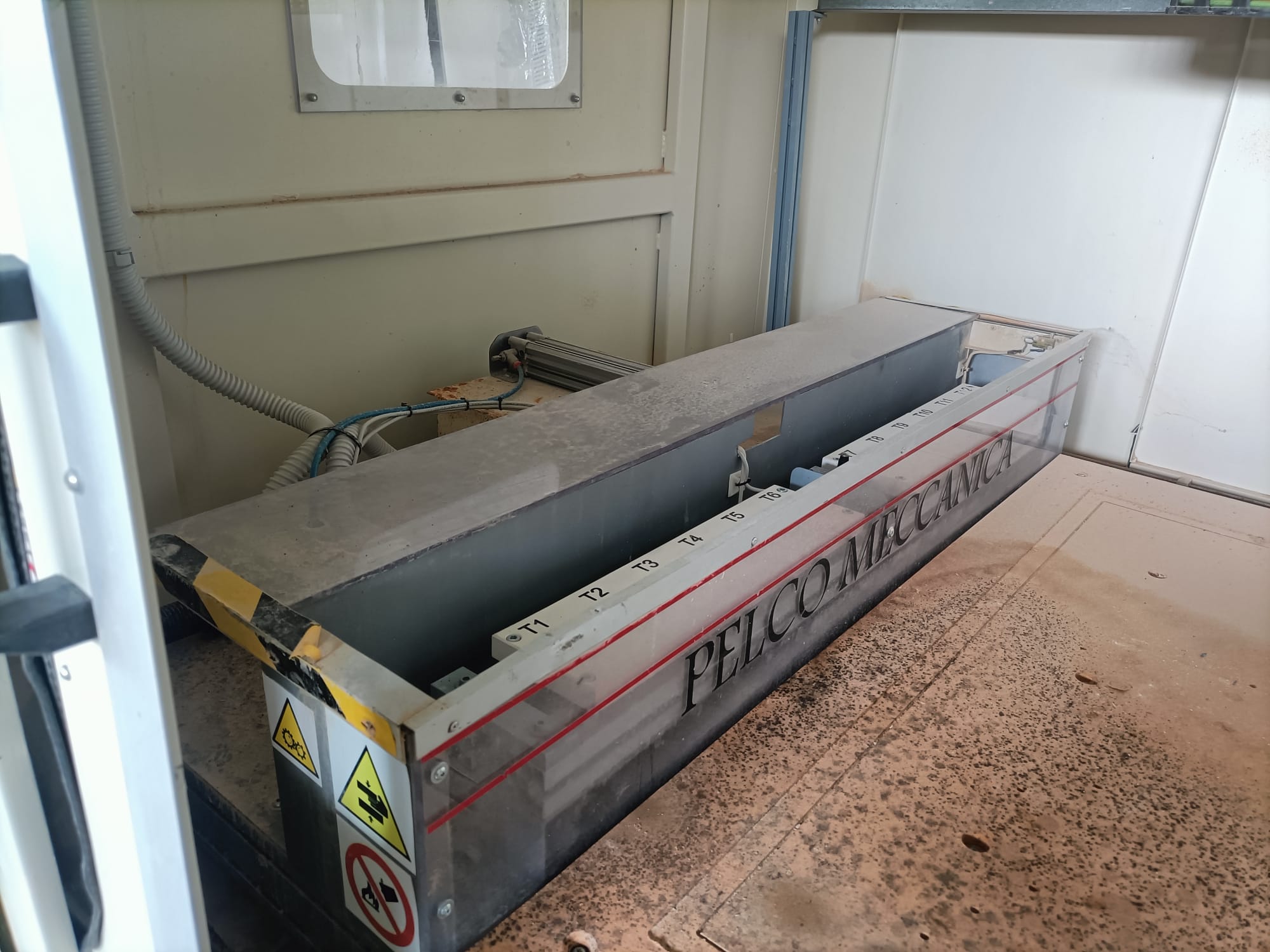 Pantografo fresatrice cnc cabinato in vendita - foto 3