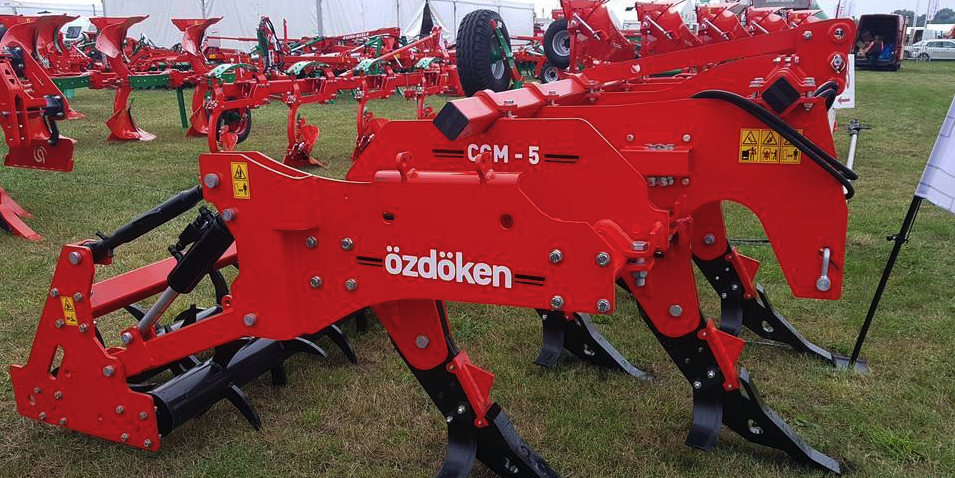 Aratro a scalpello Ozdoken CGM-5 2,4m in vendita - foto 1