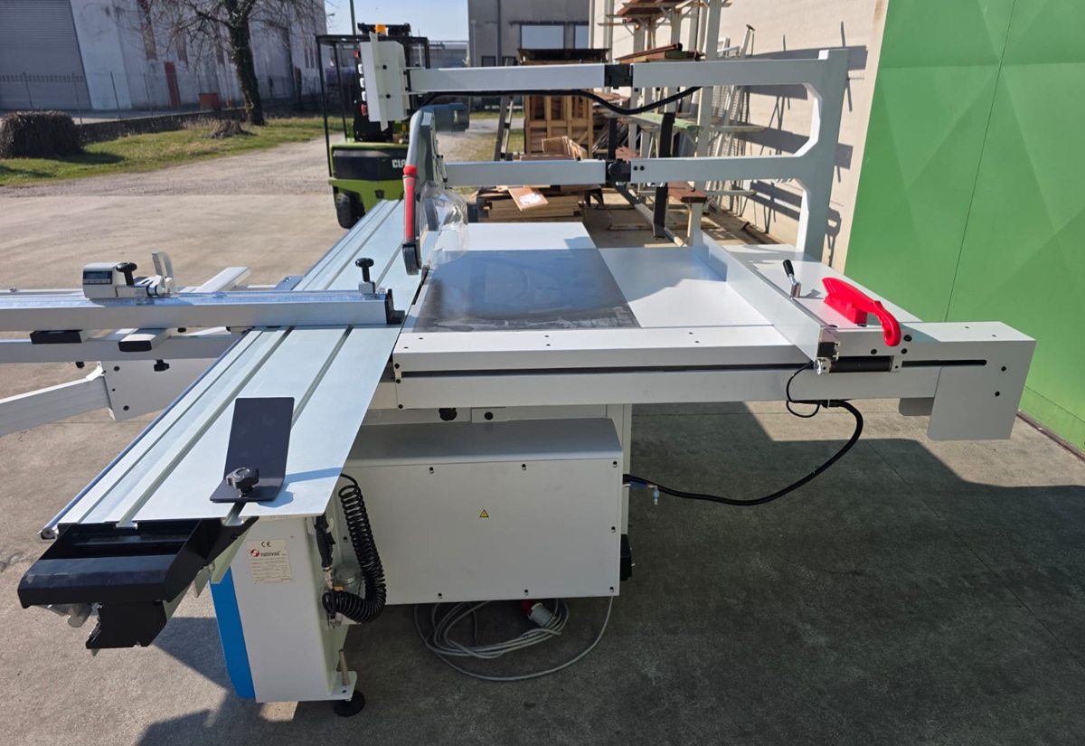 Sega circolare a 3 assi CNC "MASTERWOOD" mod. ST320 in vendita - foto 8