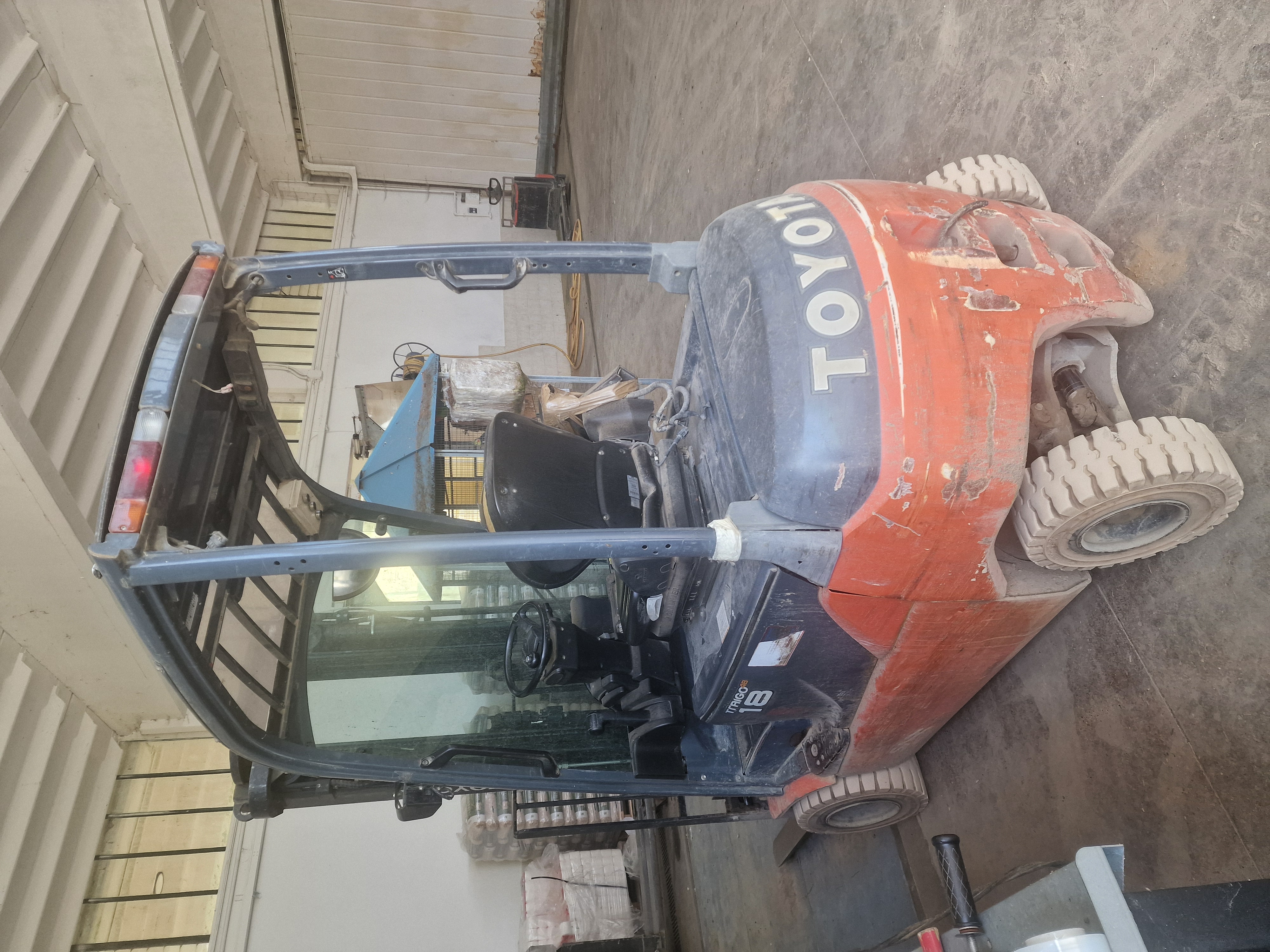 CARRELLO ELEVATORE ELETTRICO USATO in vendita - foto 1