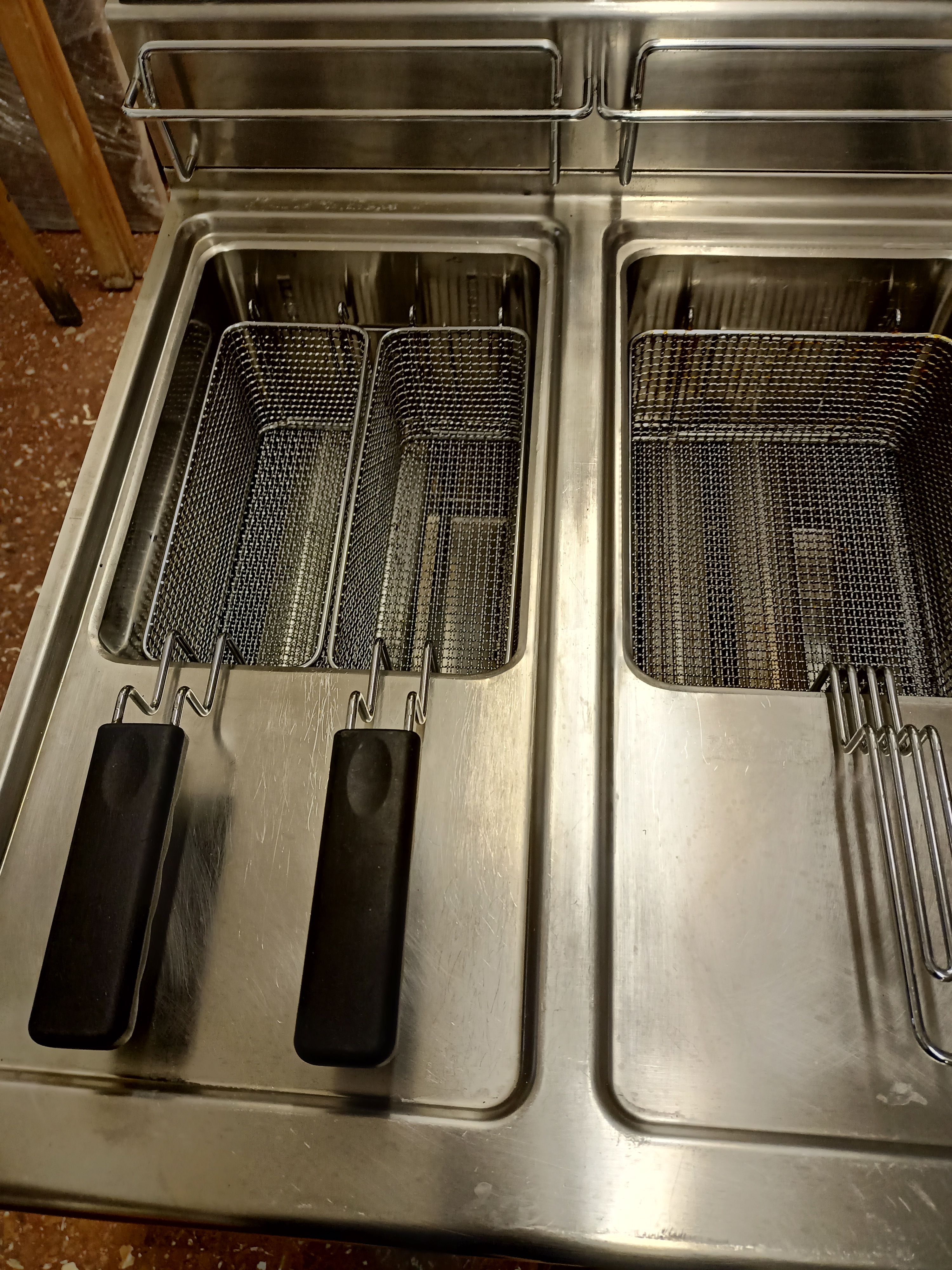 Friggitrice professionale in vendita - foto 6