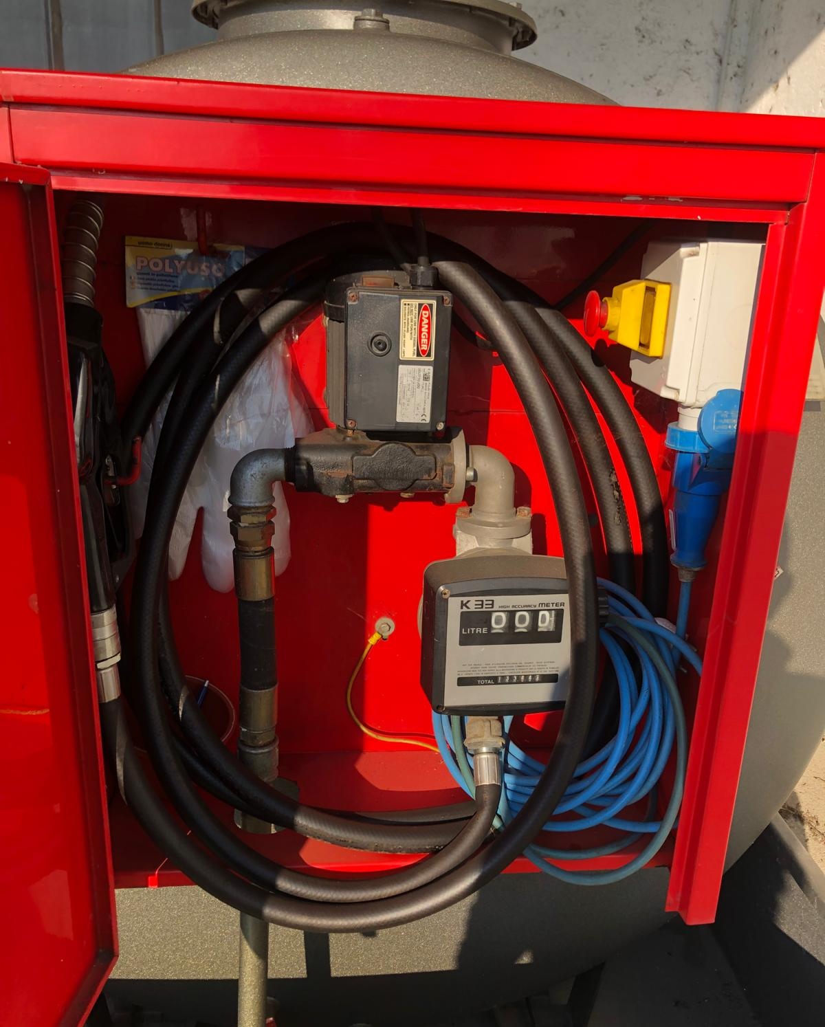 Cisterna gasolio Righetto lt. 3000 in vendita - foto 3