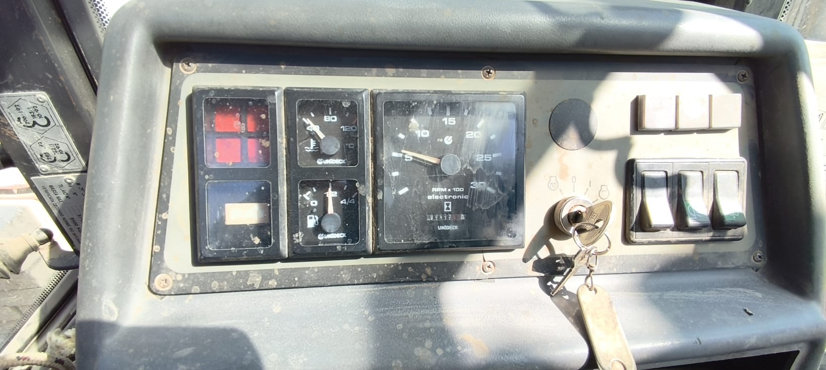 ESCAVATORE SEMOVENTE FAI 4x4 (3.430 ORE) in vendita - foto 10