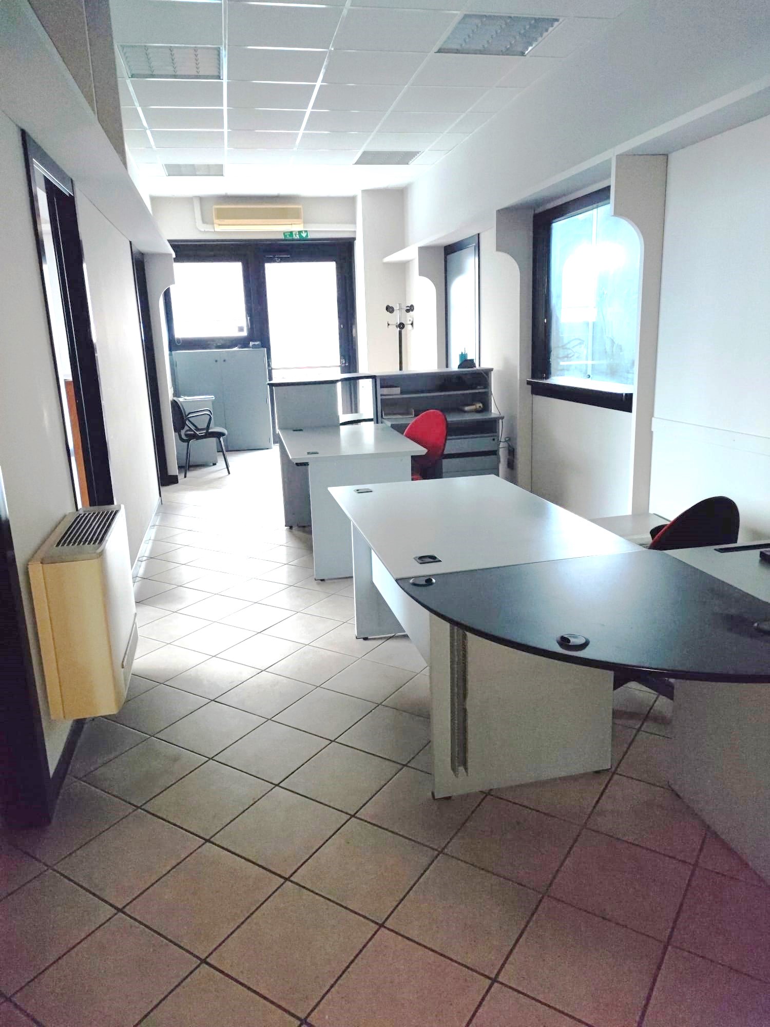 CAPANNONE SU DUE LIVELLI (TESSILE EX CALZIFICO) in vendita - foto 4