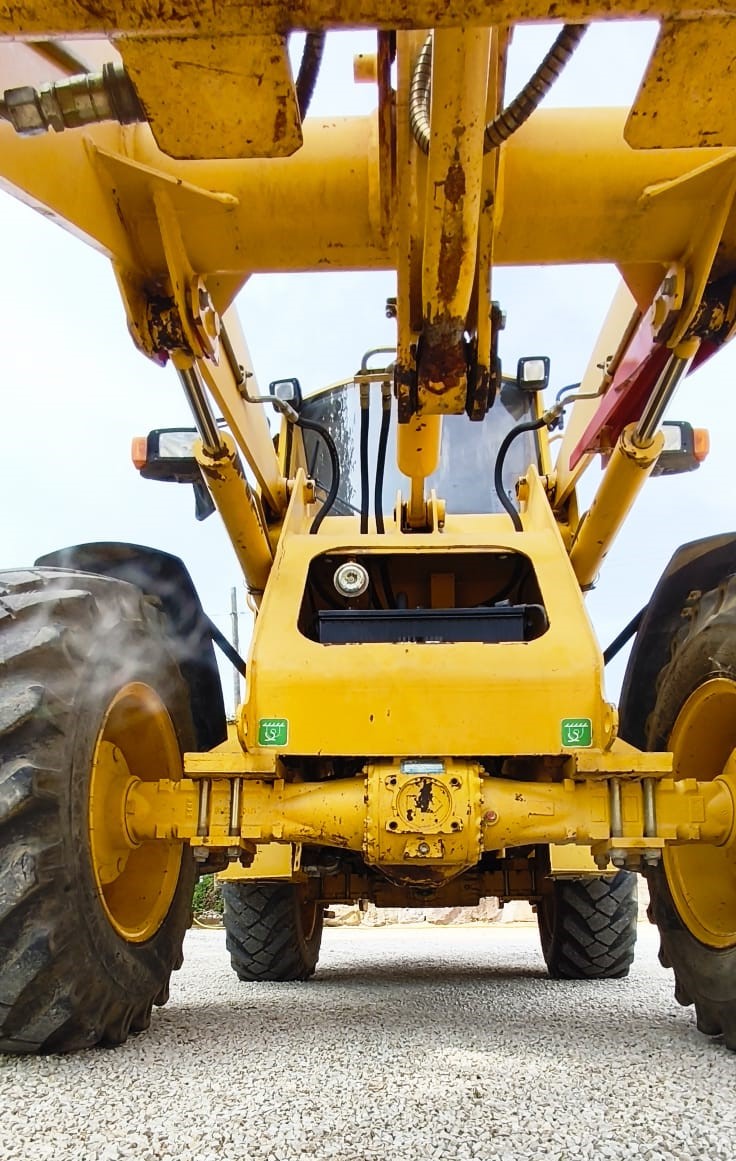 Terna compatta articolata Komatsu 4x4 in vendita - foto 11
