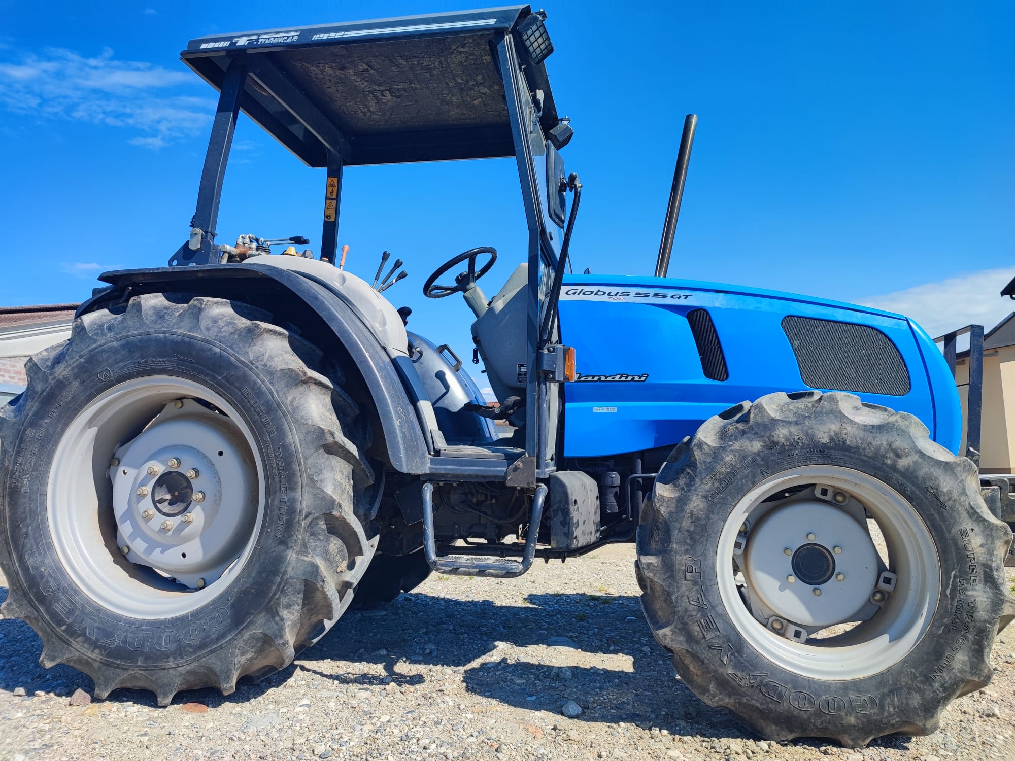 LANDINI DT COMPATTO 55 HP in vendita - foto 2
