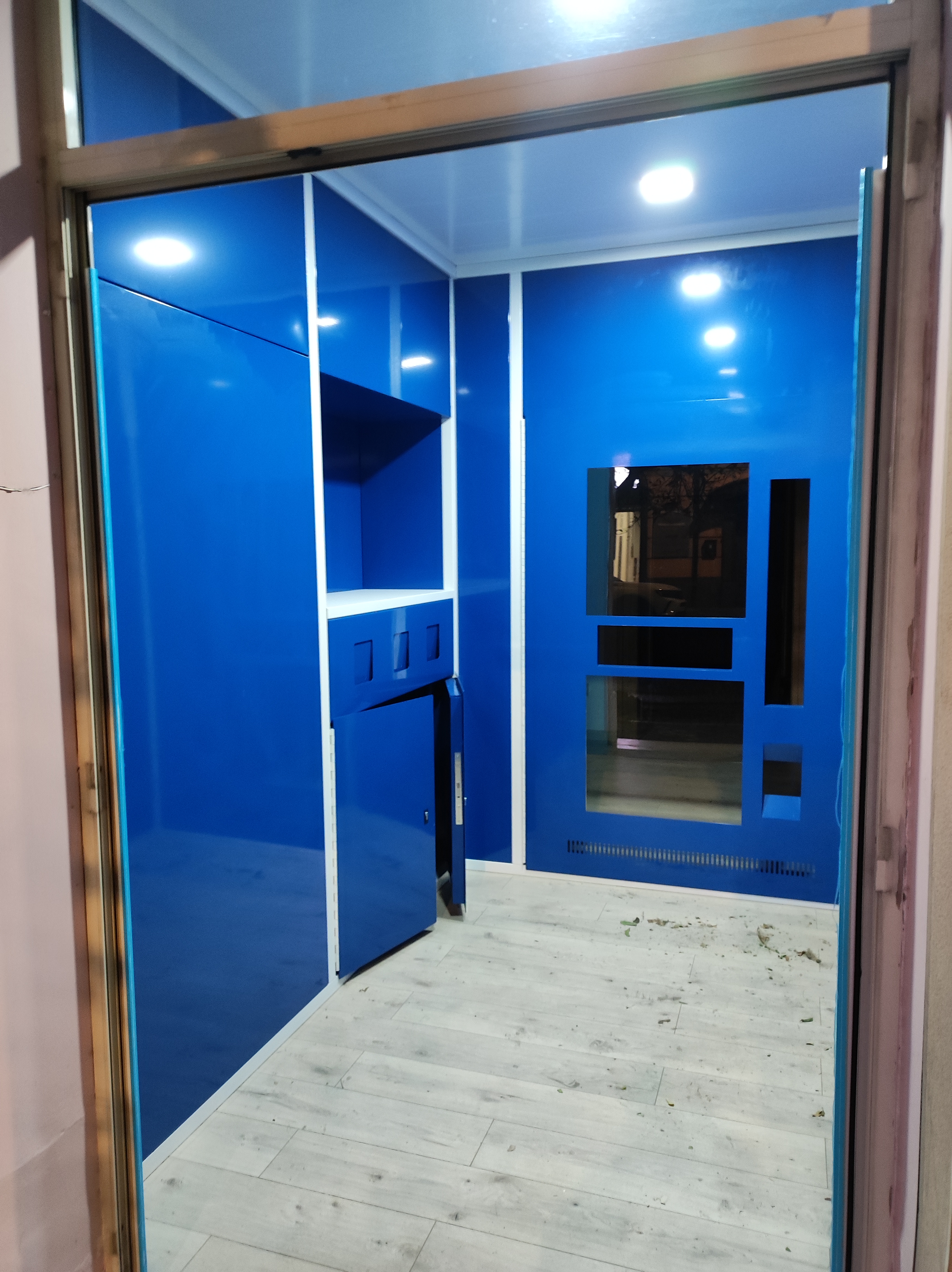 STRUTTURA BLINDATA DISTRIBUTORI AUTOMATICI H24 in vendita - foto 4