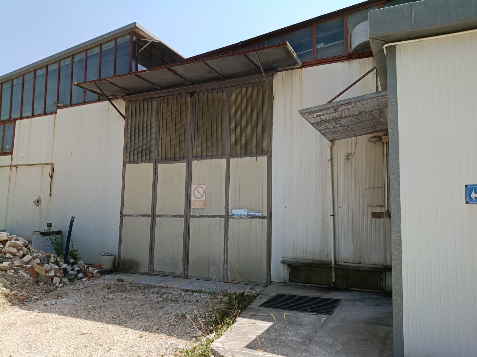 CAPANNONE AD USO INDUSTRIALE E ARTIGIANALE  in vendita - foto 6