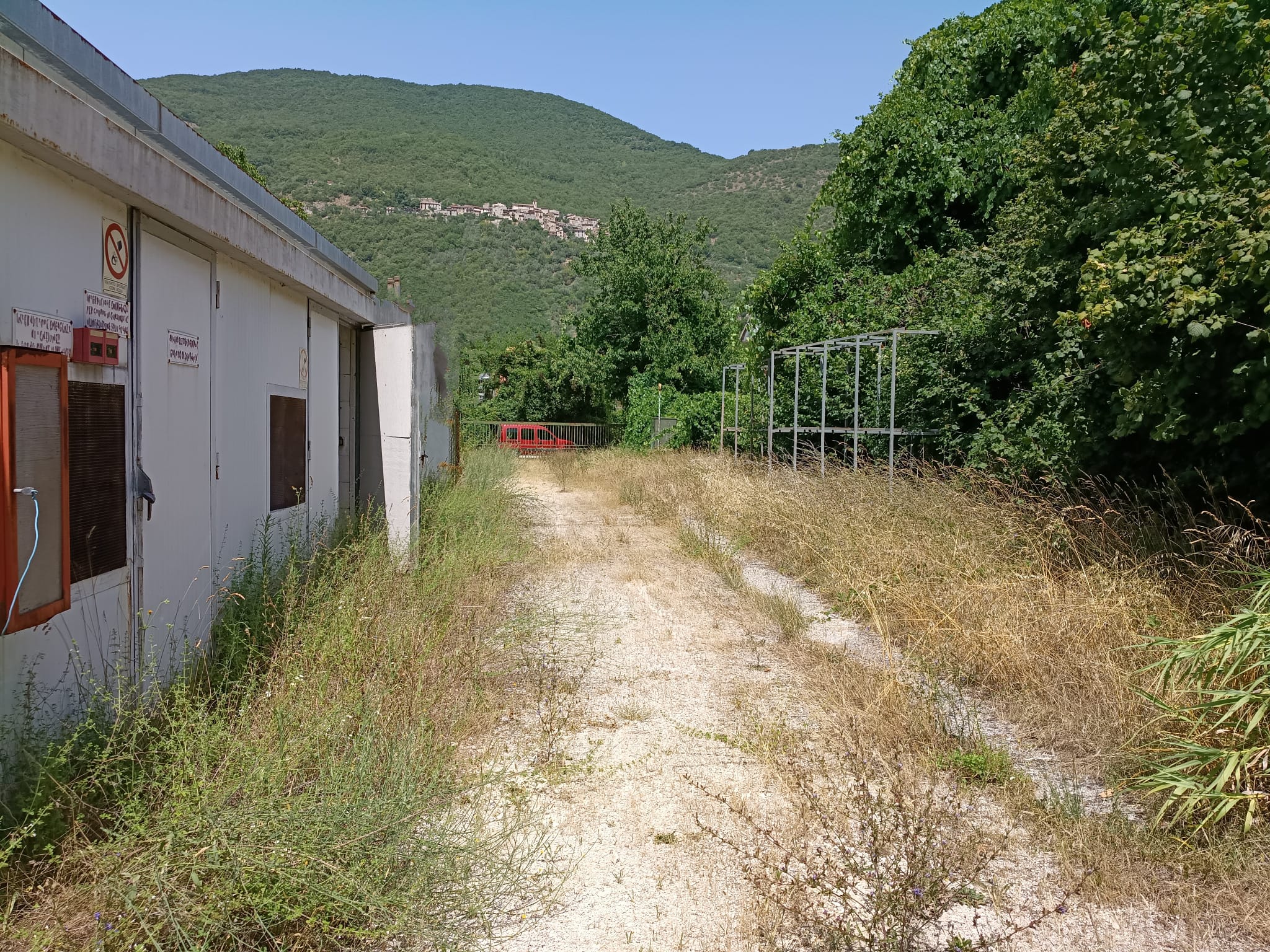 CAPANNONE AD USO INDUSTRIALE E ARTIGIANALE  in vendita - foto 2